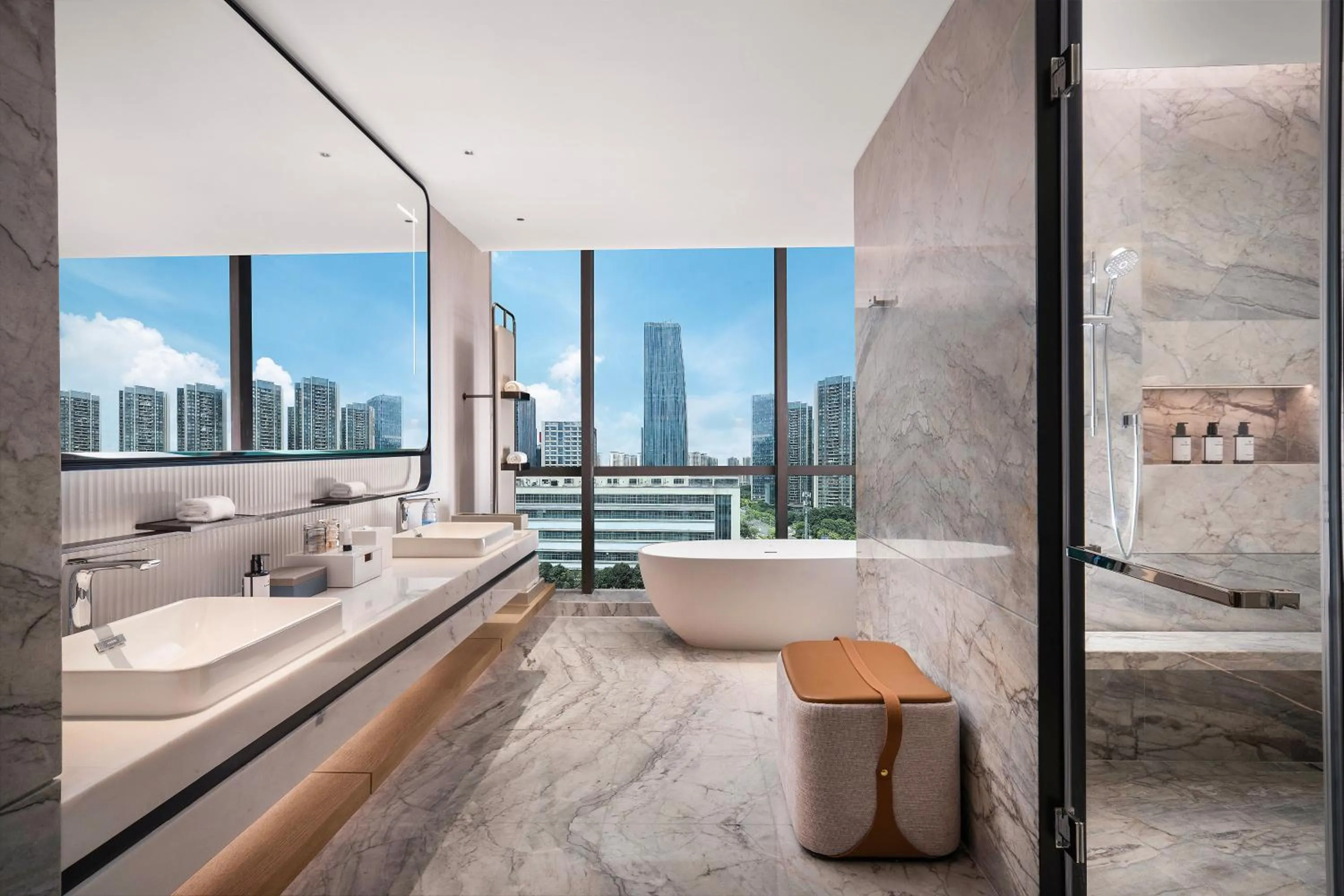 Bathroom in Wyndham Grand Shenzhen Guangming
