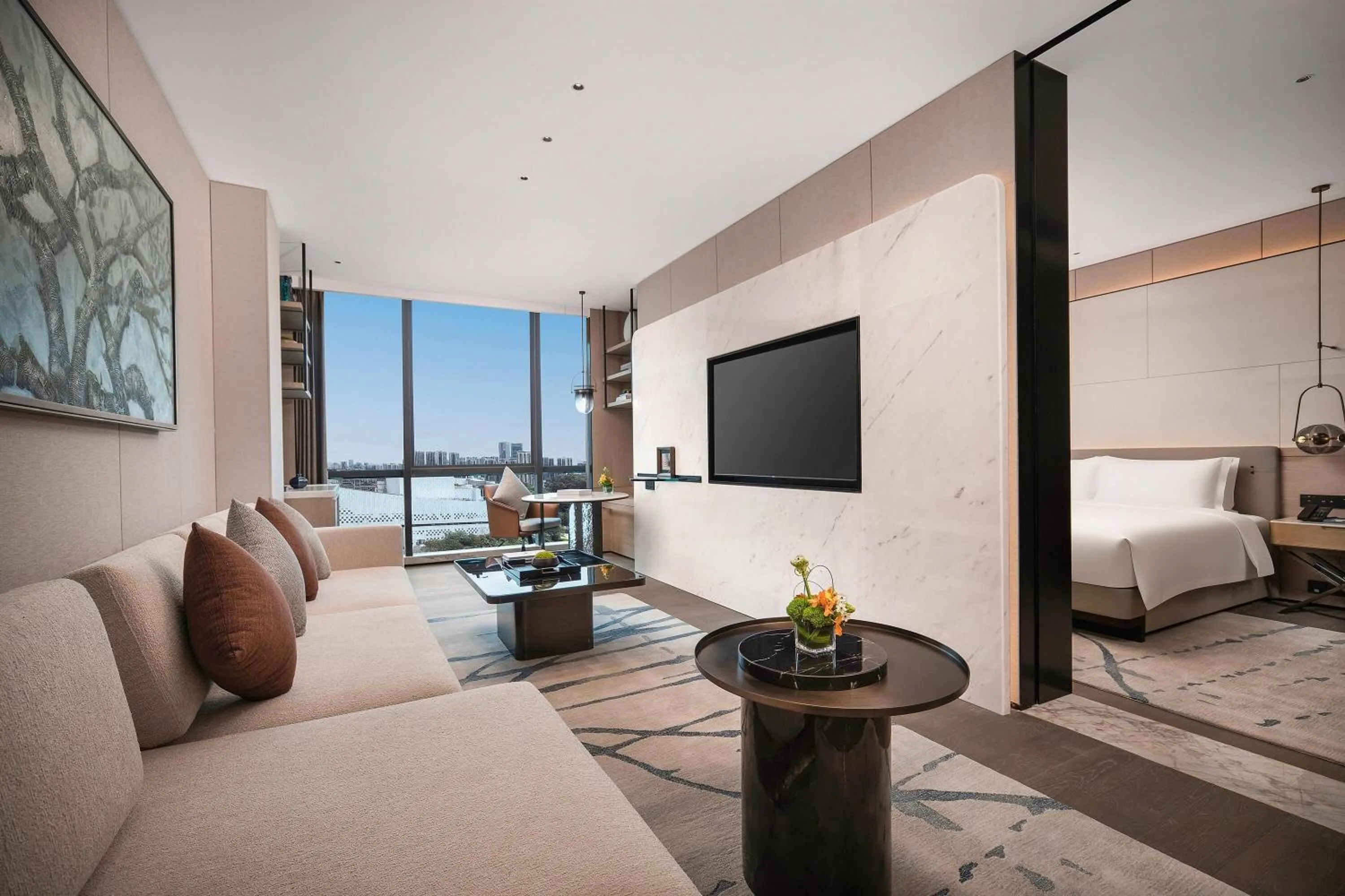 Photo of the whole room in Wyndham Grand Shenzhen Guangming