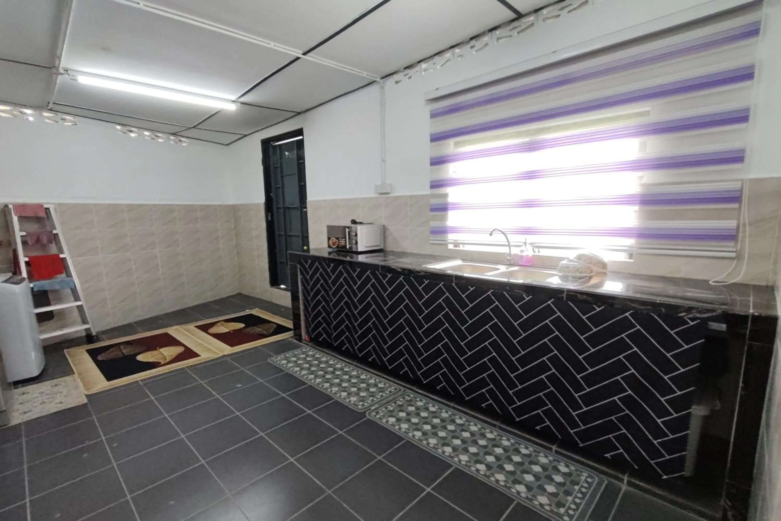 Kitchen or kitchenette in DRH Villa