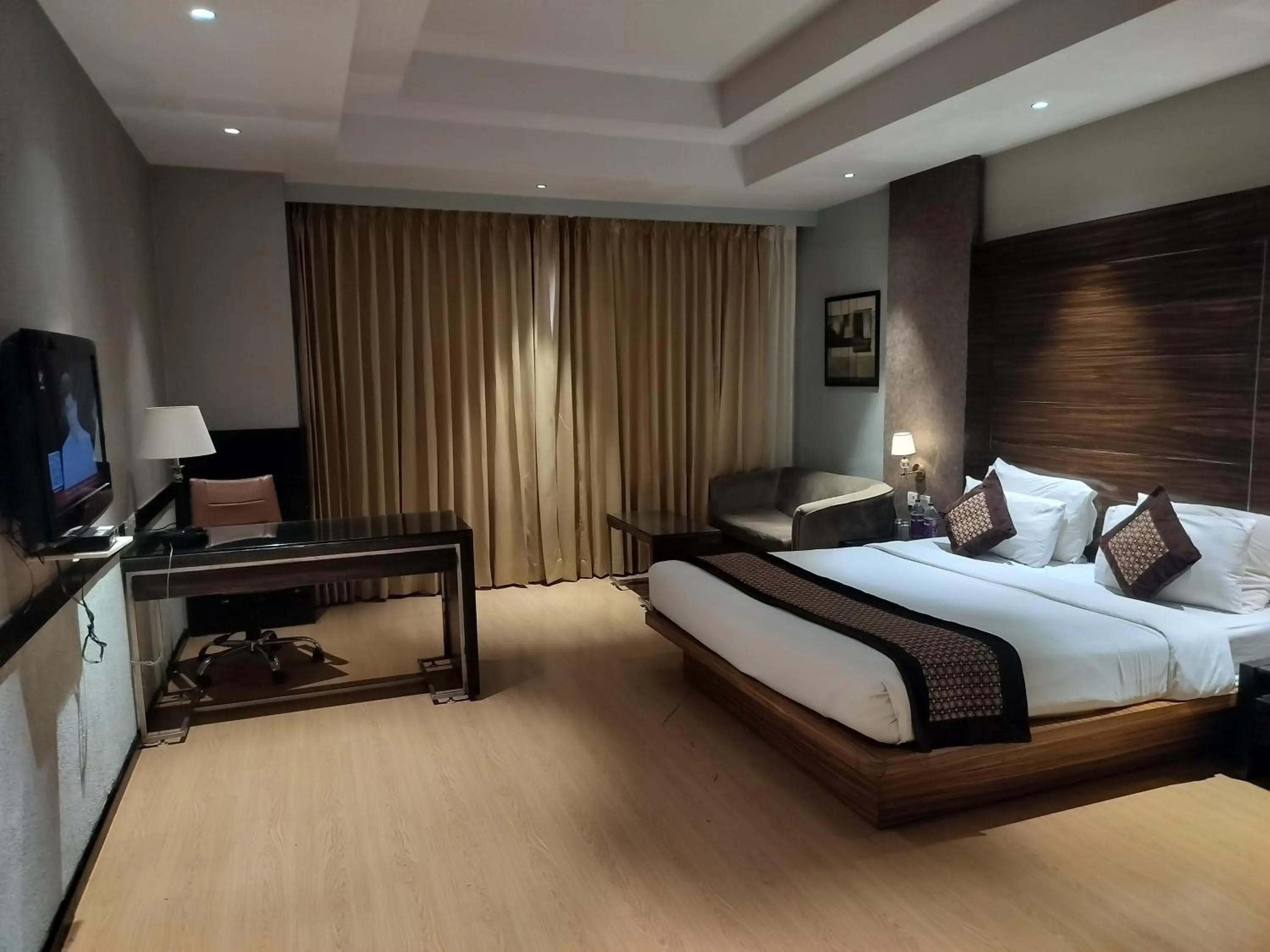 Photo of the whole room, Bed in Stellar Resorts By Bel-La Monde, Rajokri, Near IGI Airport, Delhi