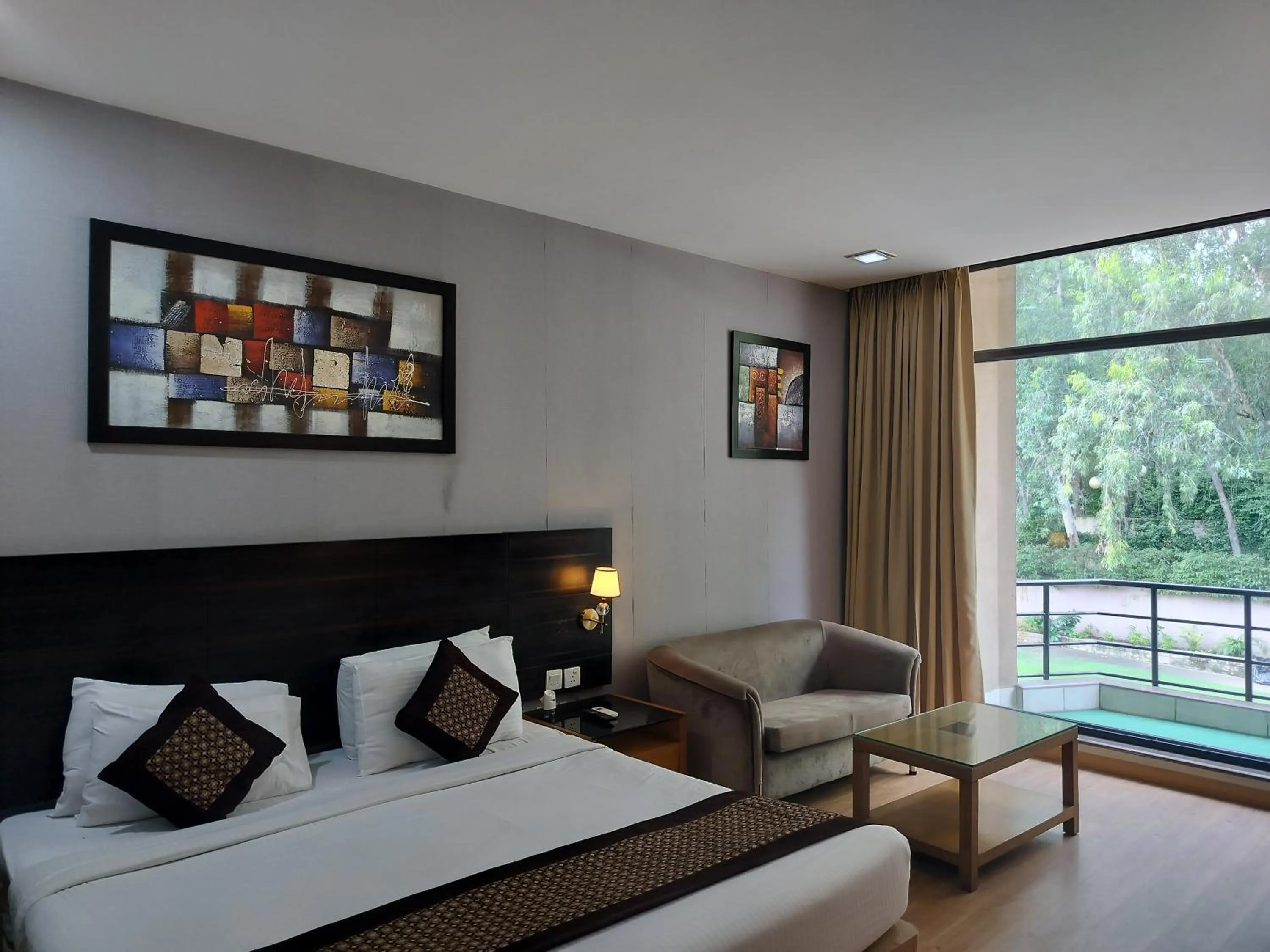 Bed in Stellar Resorts By Bel-La Monde, Rajokri, Near IGI Airport, Delhi