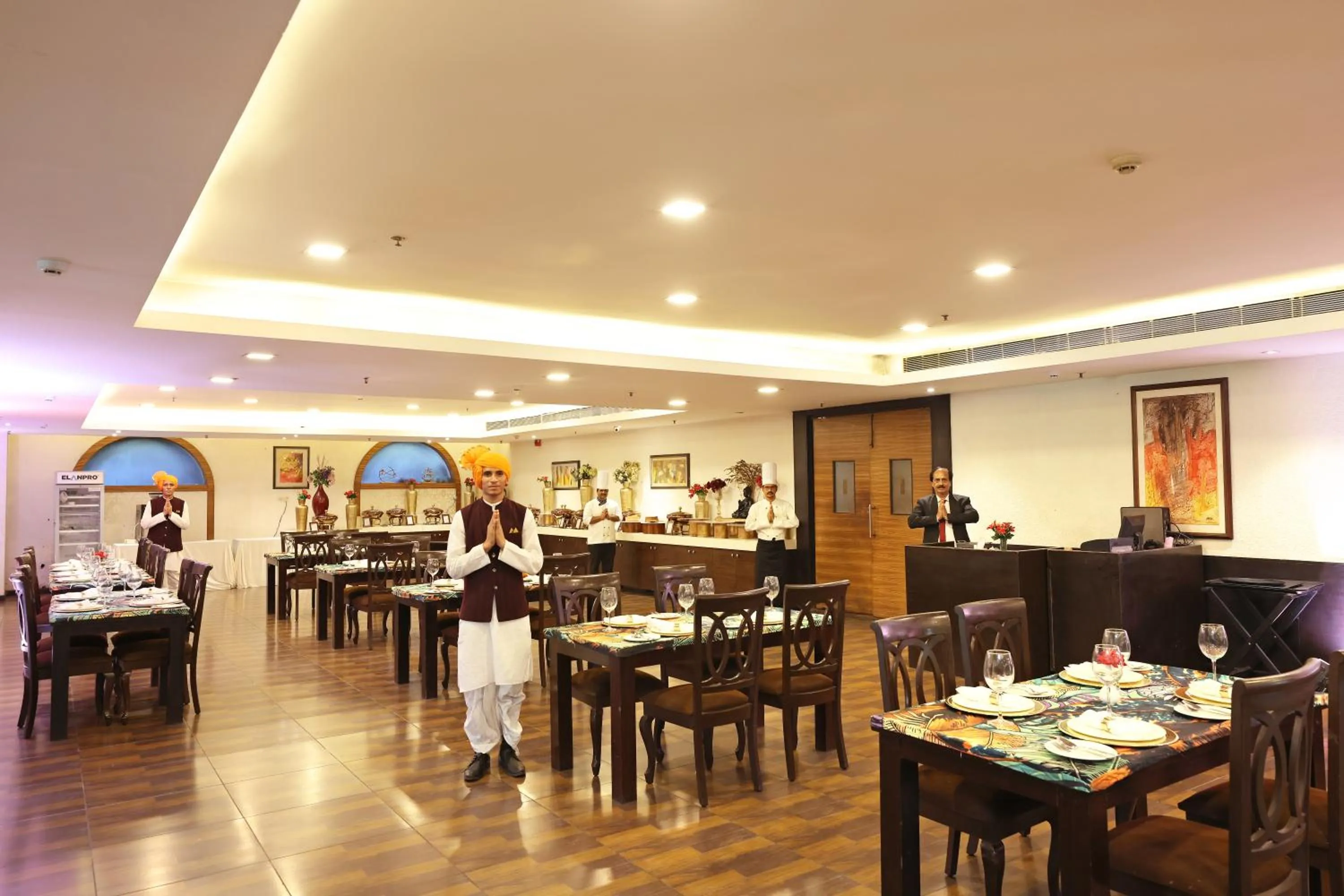 Restaurant/places to eat in Stellar Resorts By Bel-La Monde, Rajokri, Near IGI Airport, Delhi