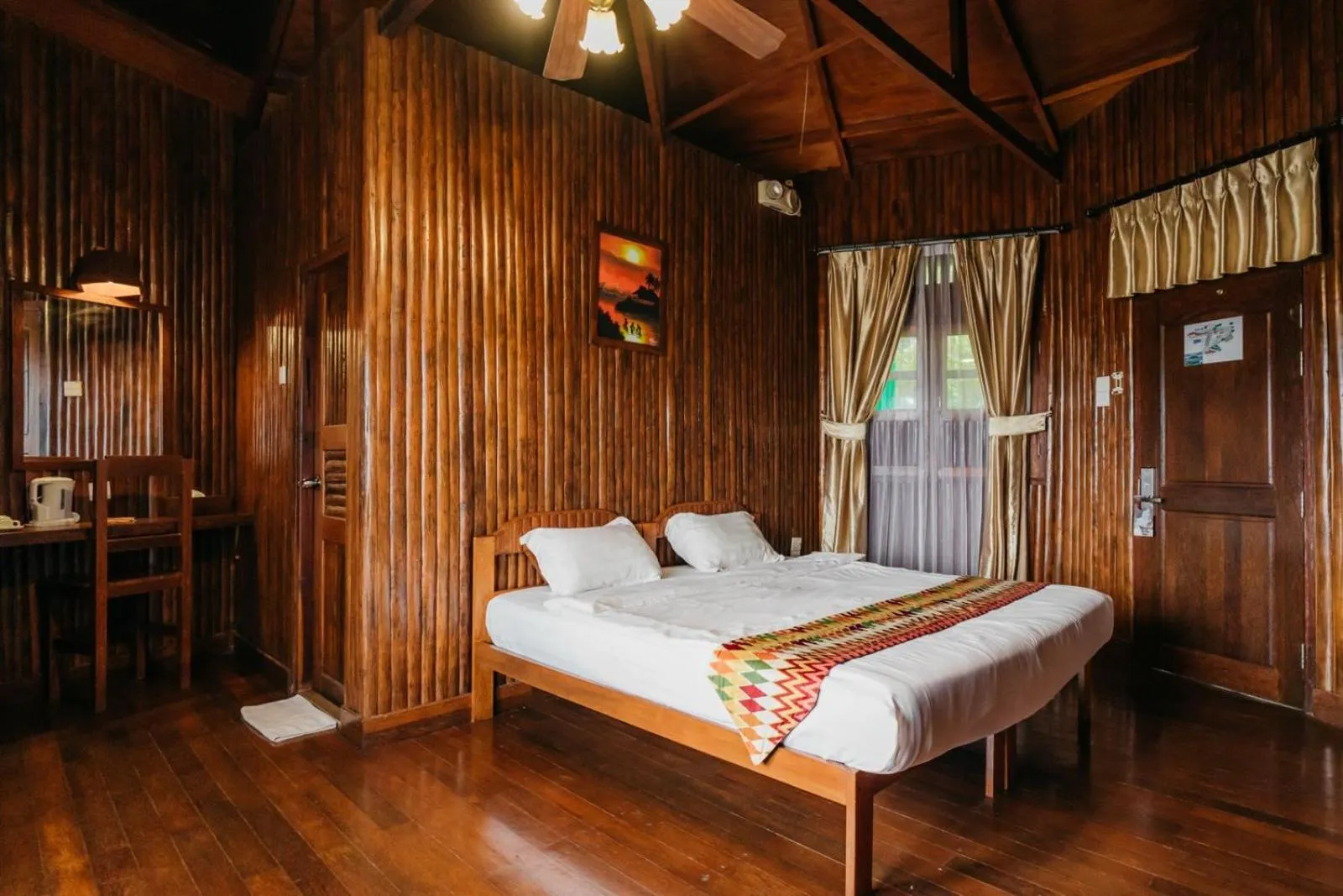 Bed in de Bintan Villa