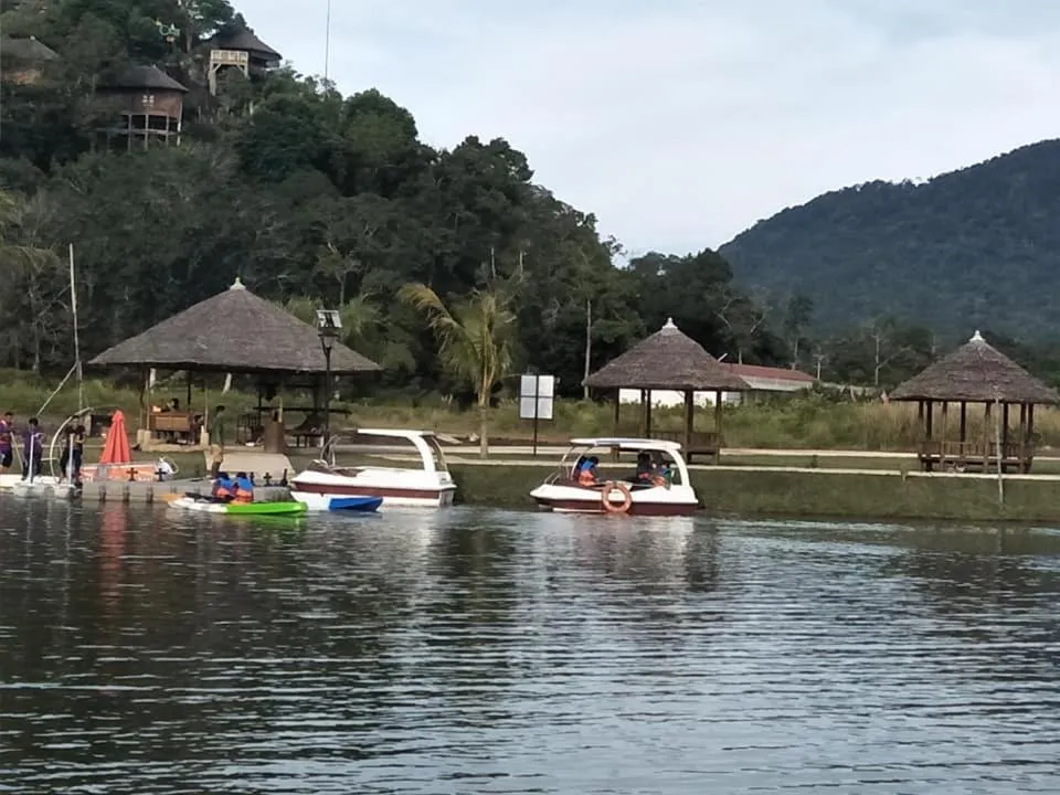 Lake view in de Bintan Villa