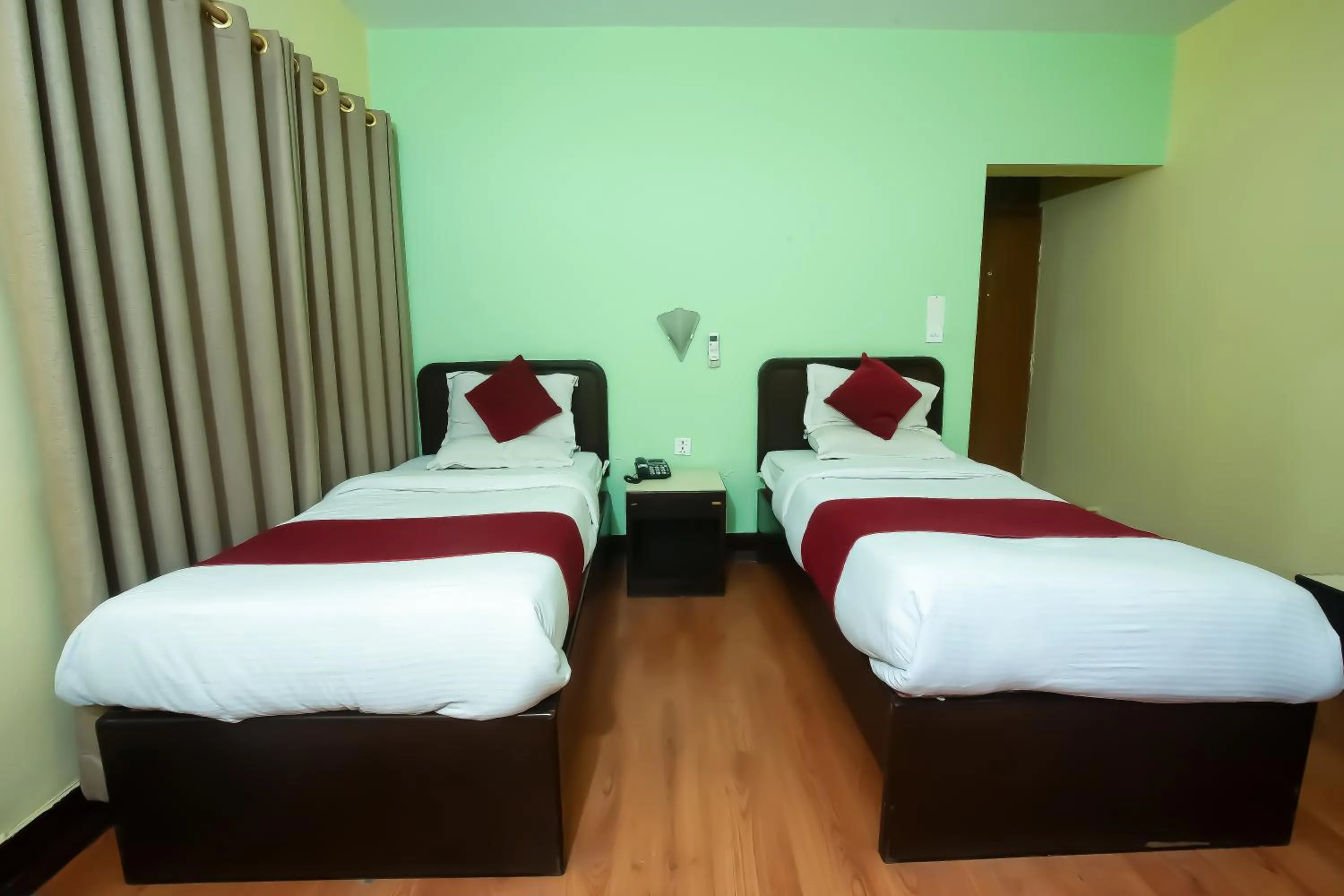 Restaurant/places to eat, Bed in Sacred Boutique Hotel