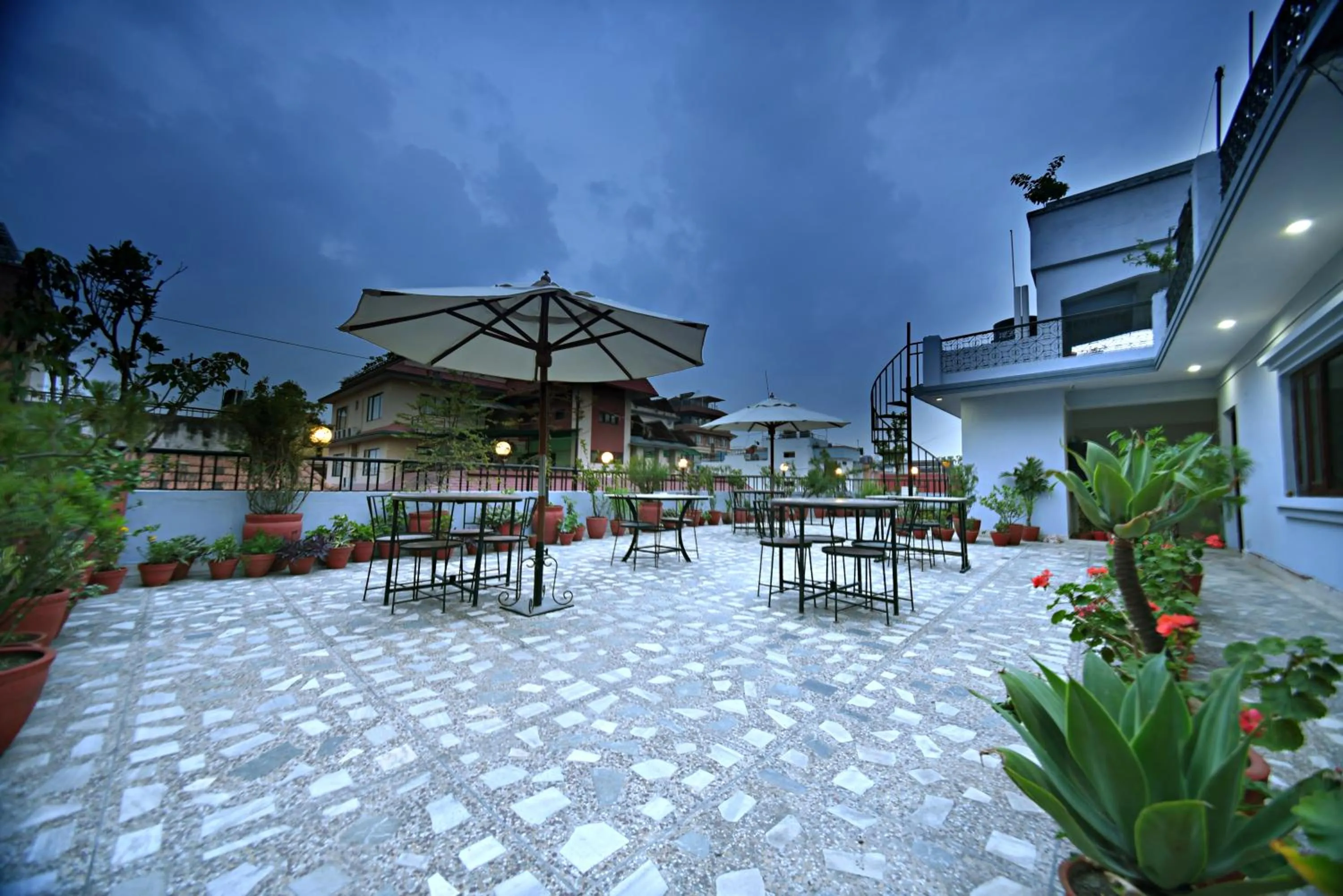 Restaurant/places to eat in Sacred Boutique Hotel