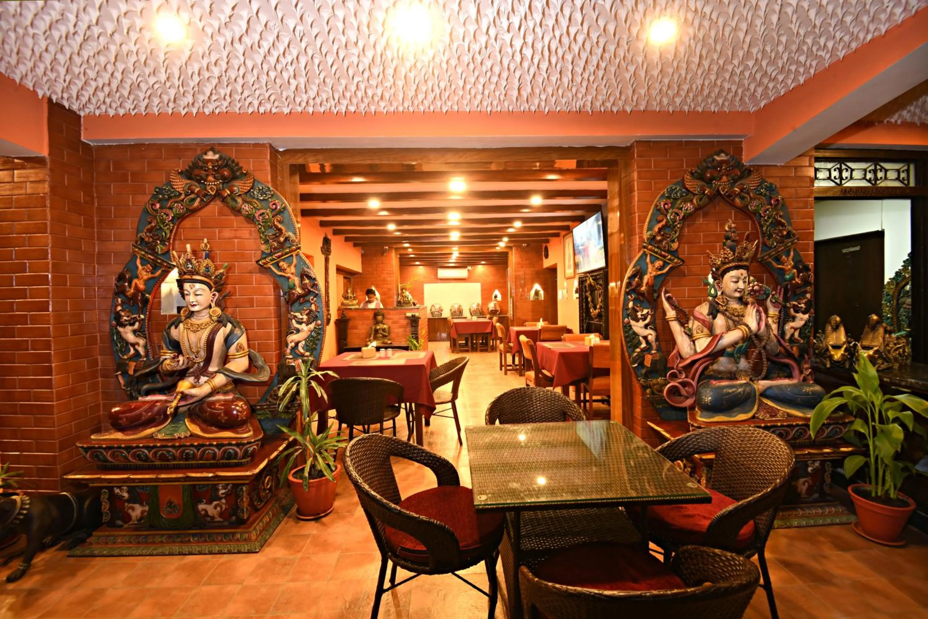 Restaurant/places to eat in Sacred Boutique Hotel