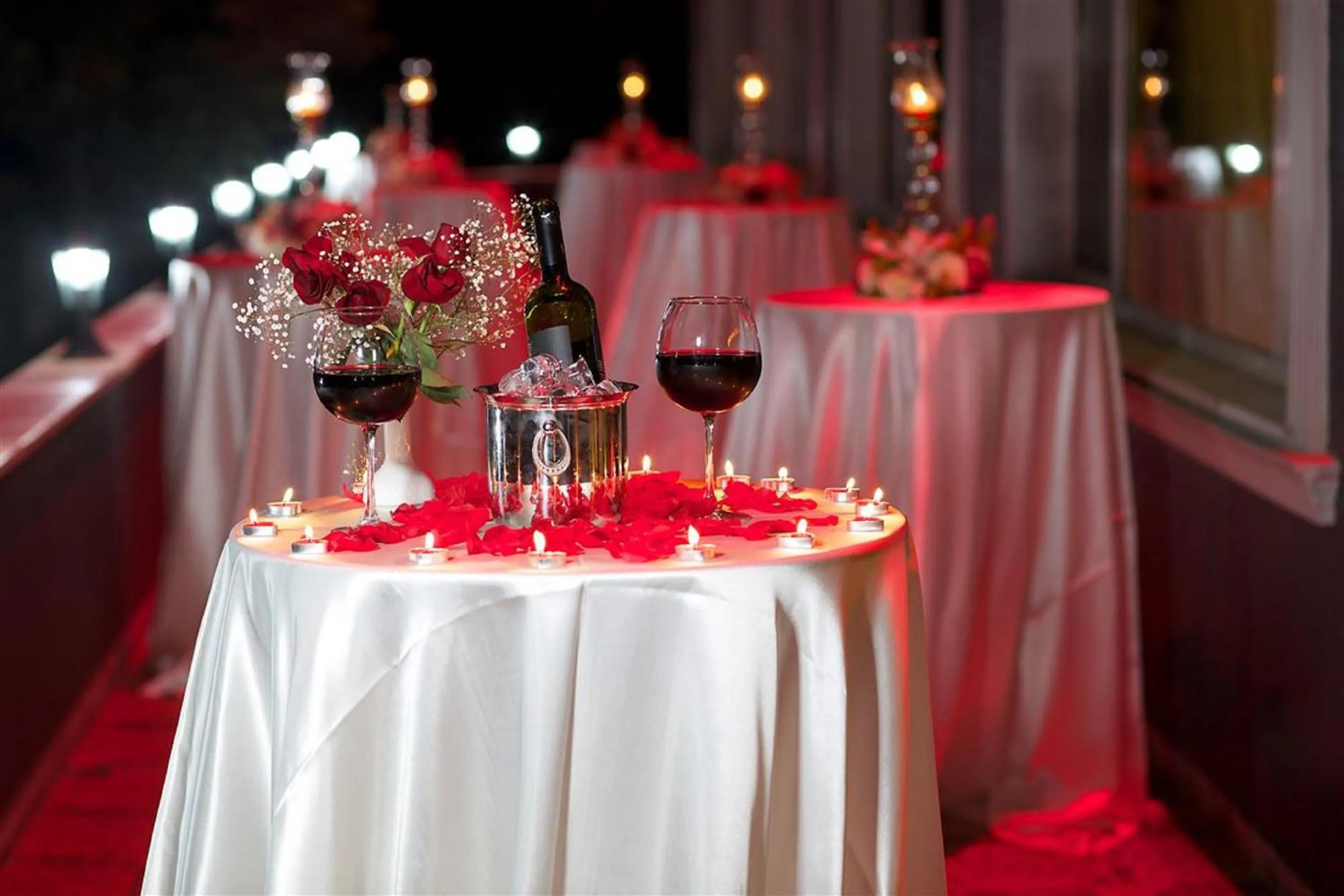 Food and drinks in Ebrus'un Konagi