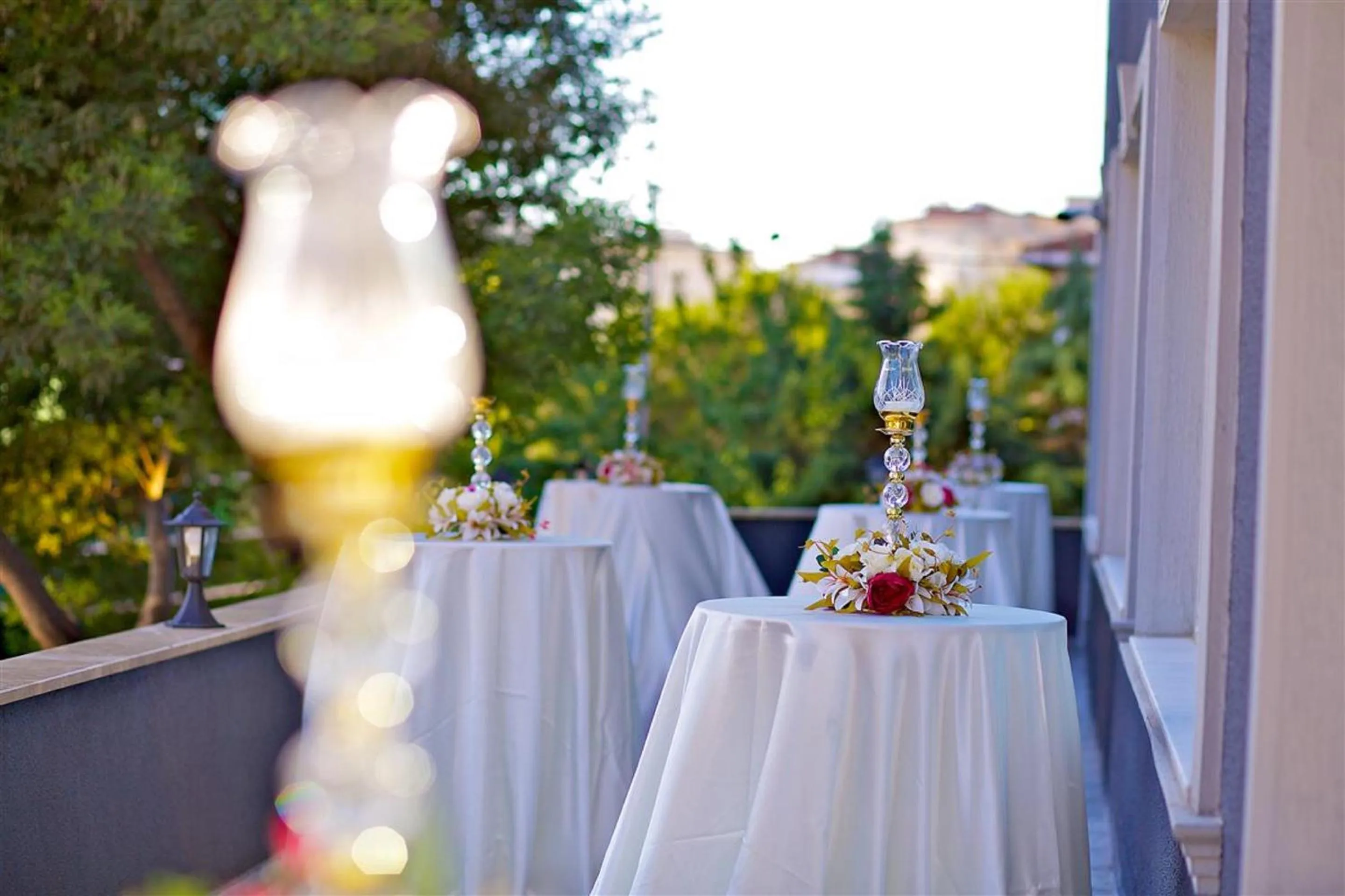 Dining area in Ebrus'un Konagi