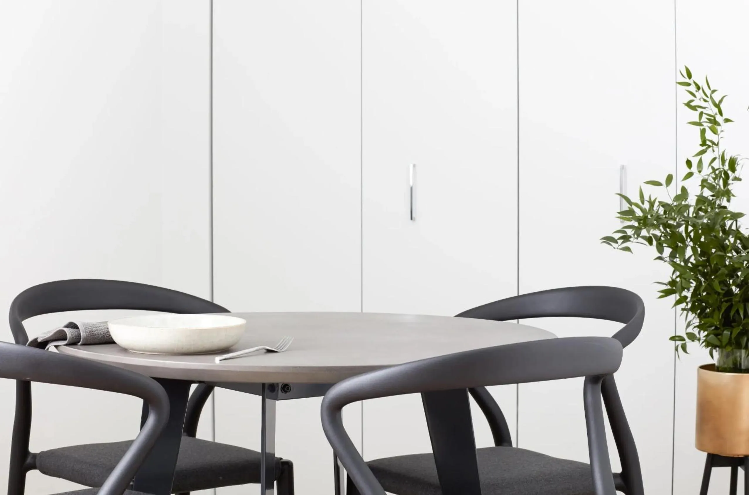 Dining area in Mint House at 70 Pine