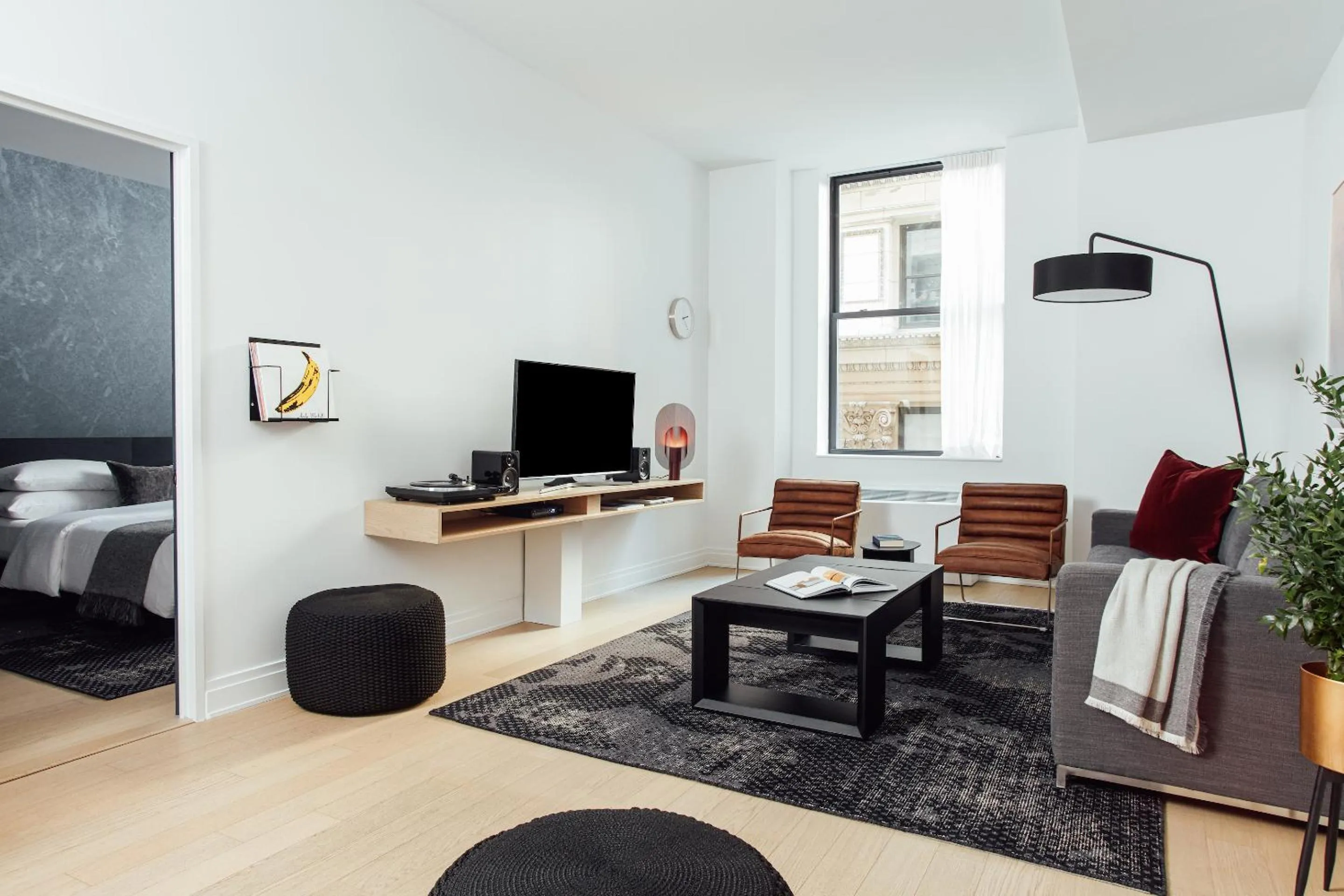 Living room, Bed in Mint House 70 Pine by Kasa