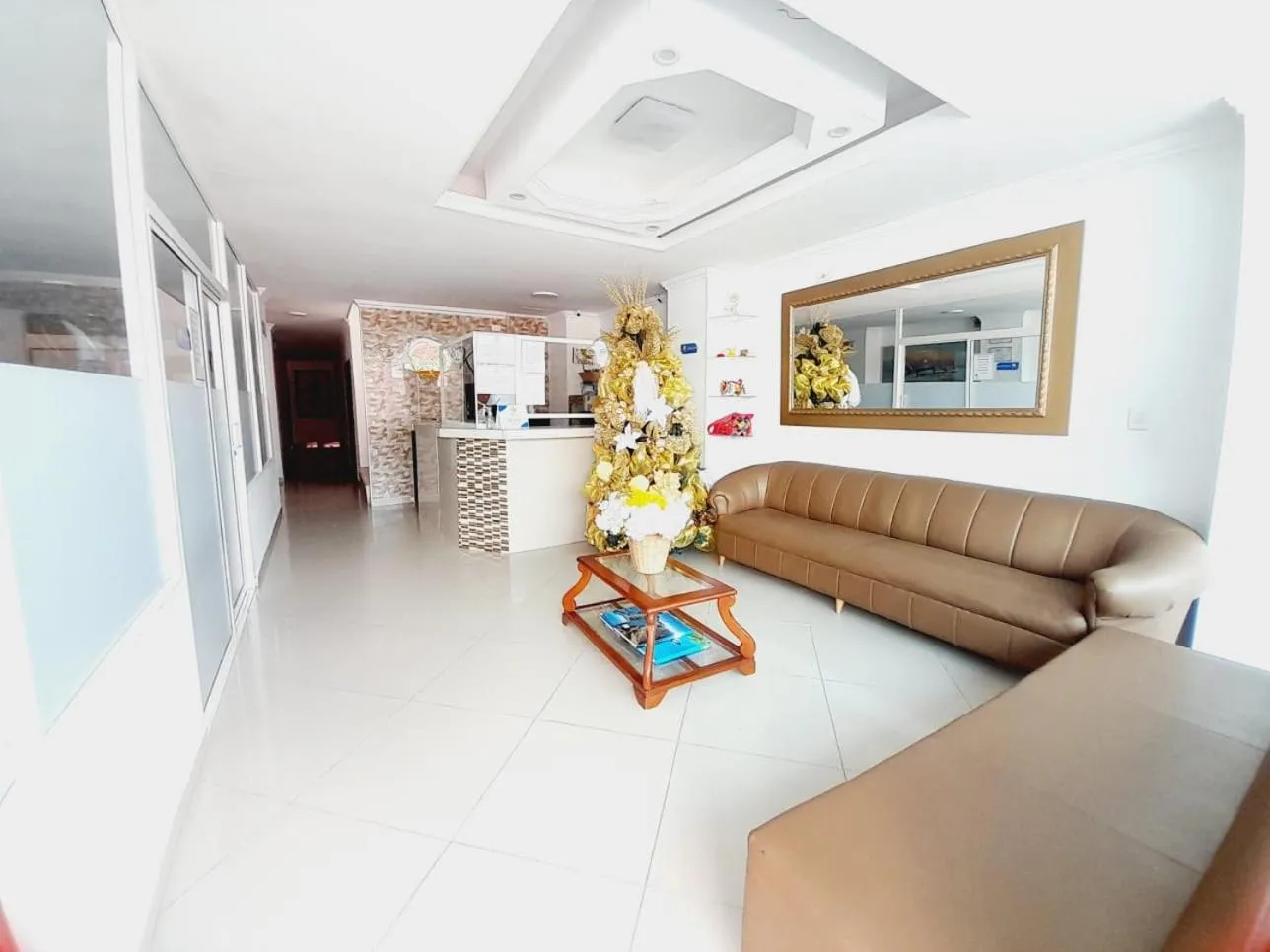 Living room in Karin Hotel