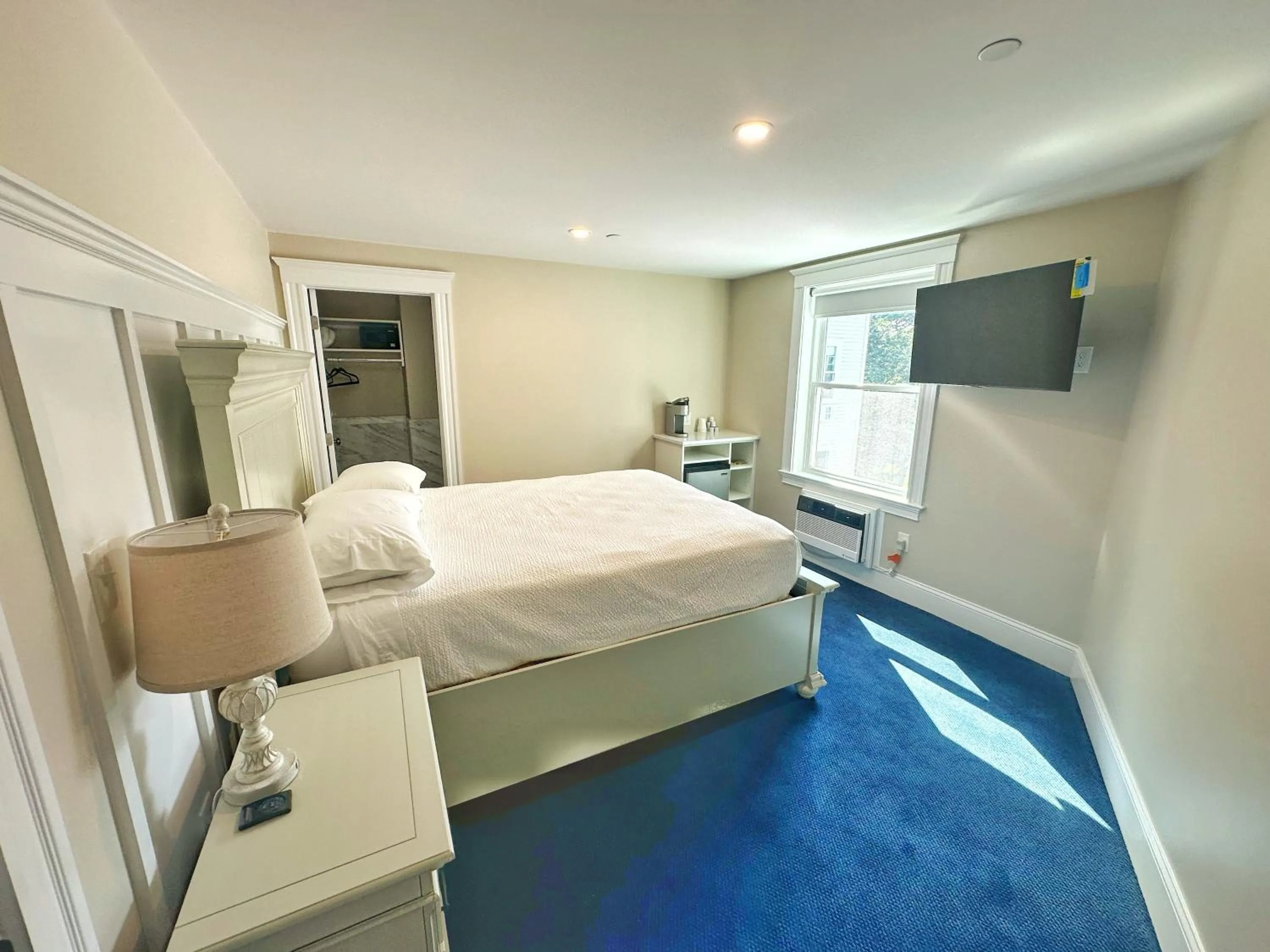 Winthrop Arms Hotel Restaurant Logan Airport