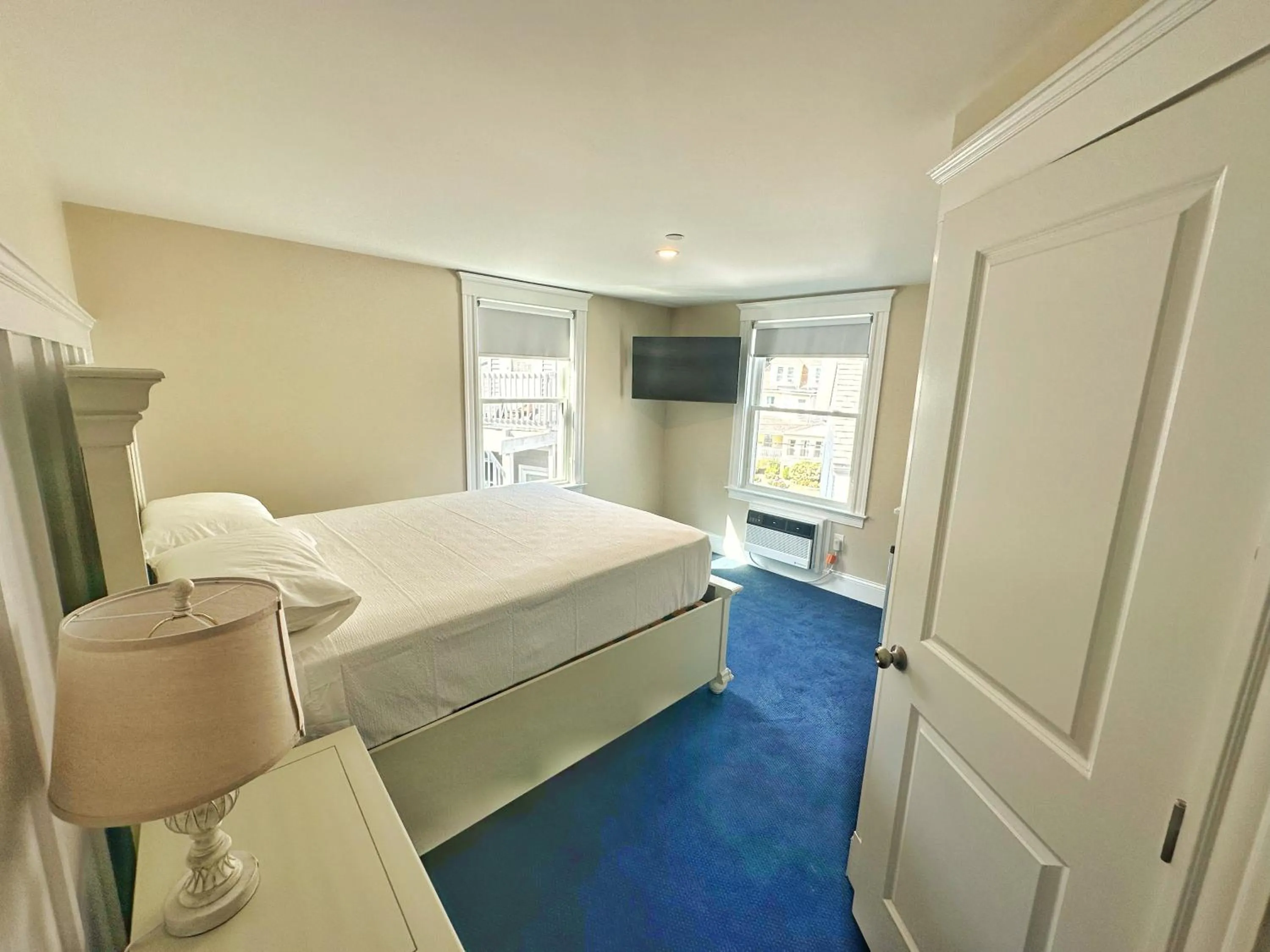 Winthrop Arms Hotel Restaurant Logan Airport