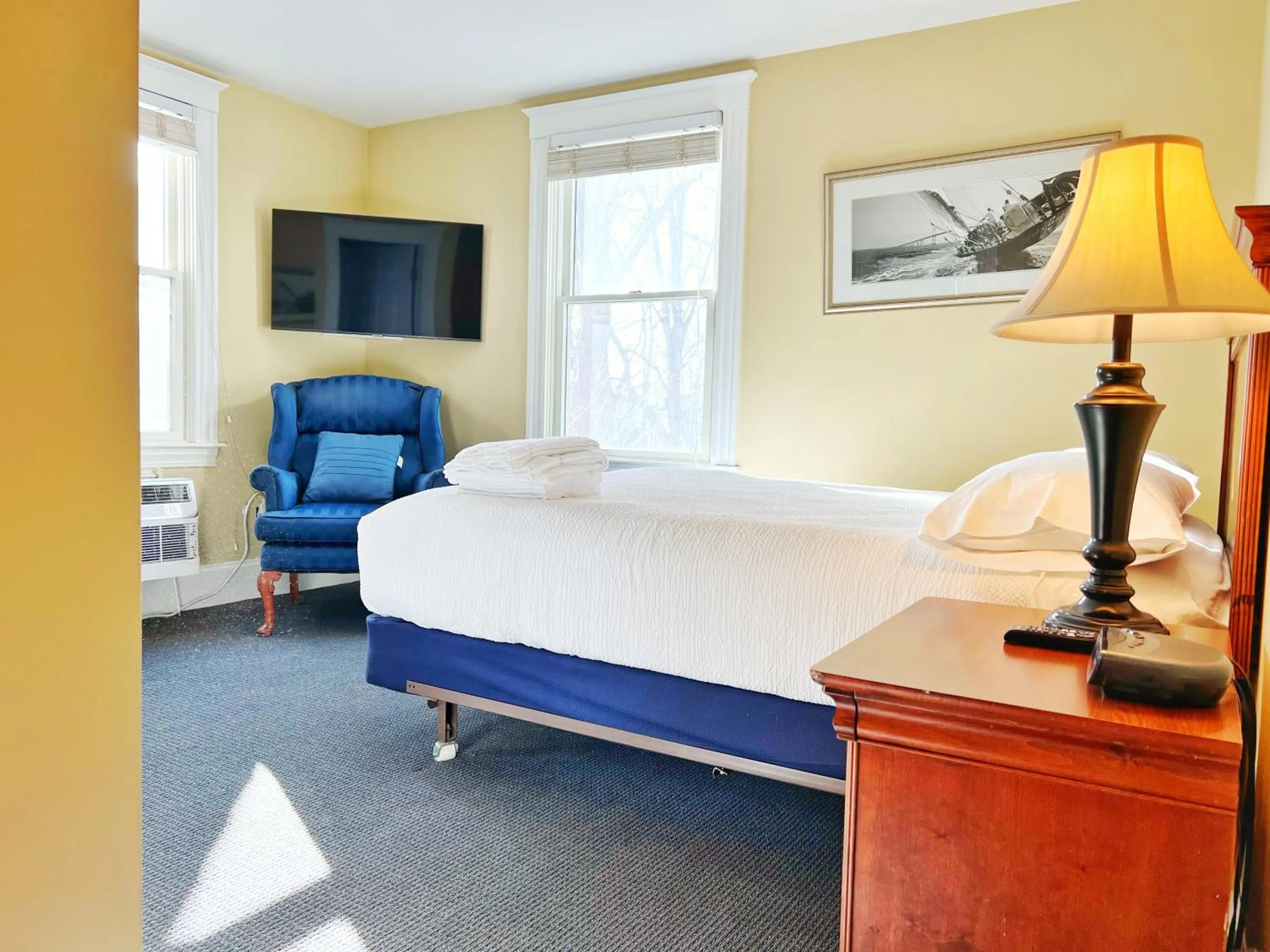 Winthrop Arms Hotel Restaurant Logan Airport