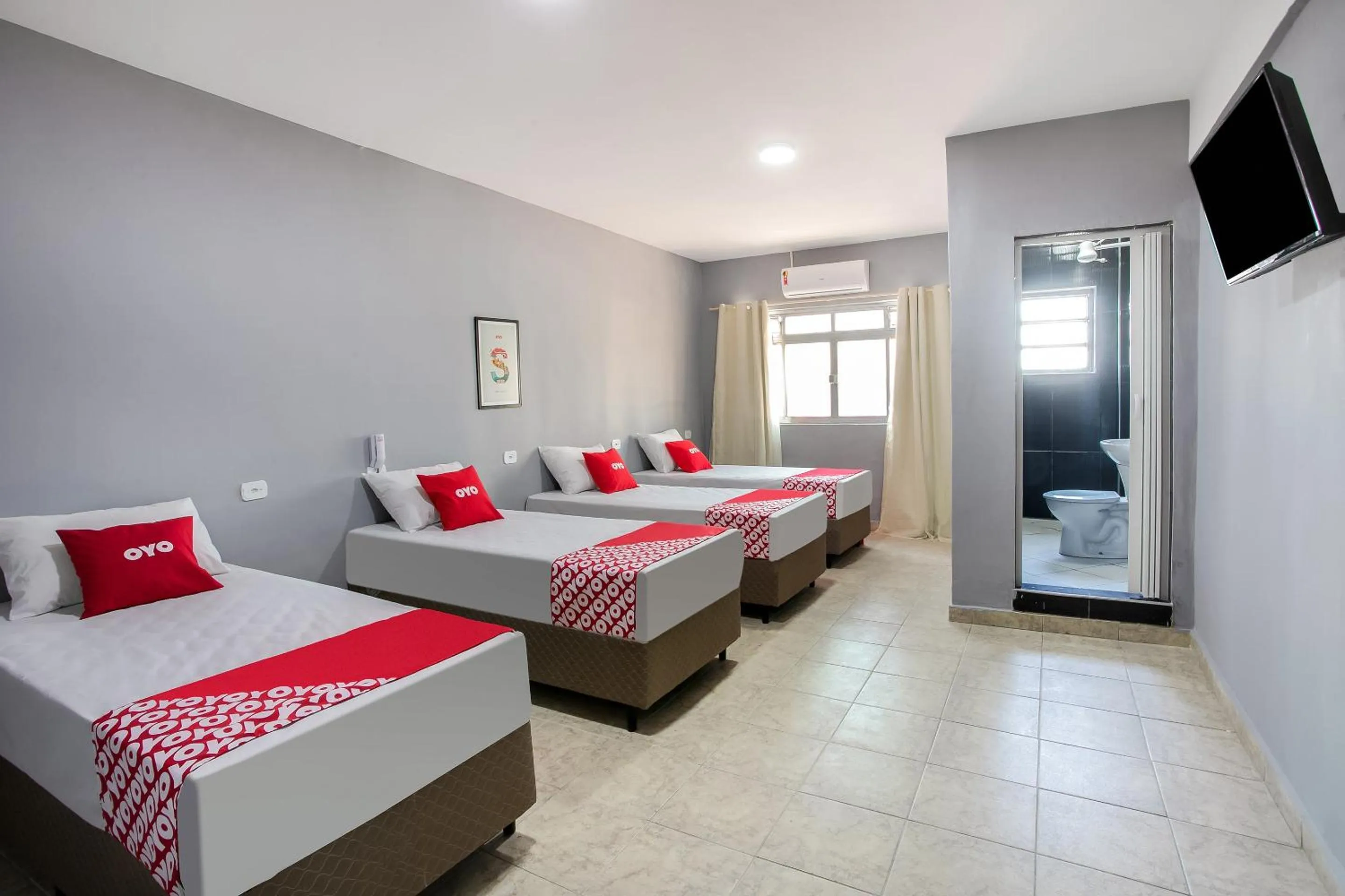 Bedroom, Bed in OYO Hotel Boneville, São Paulo