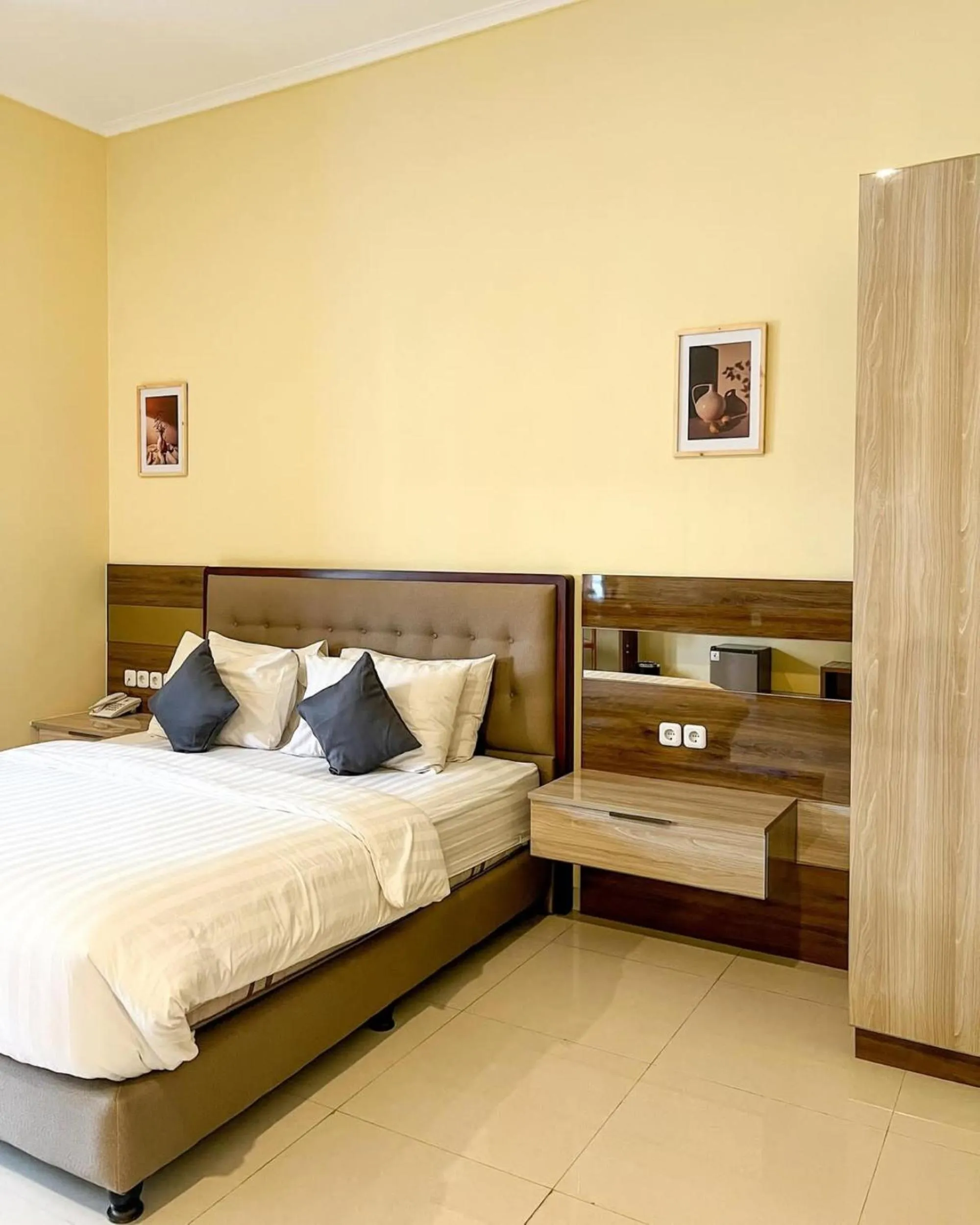Bed in Alloro Boutique Hotel Pacitan
