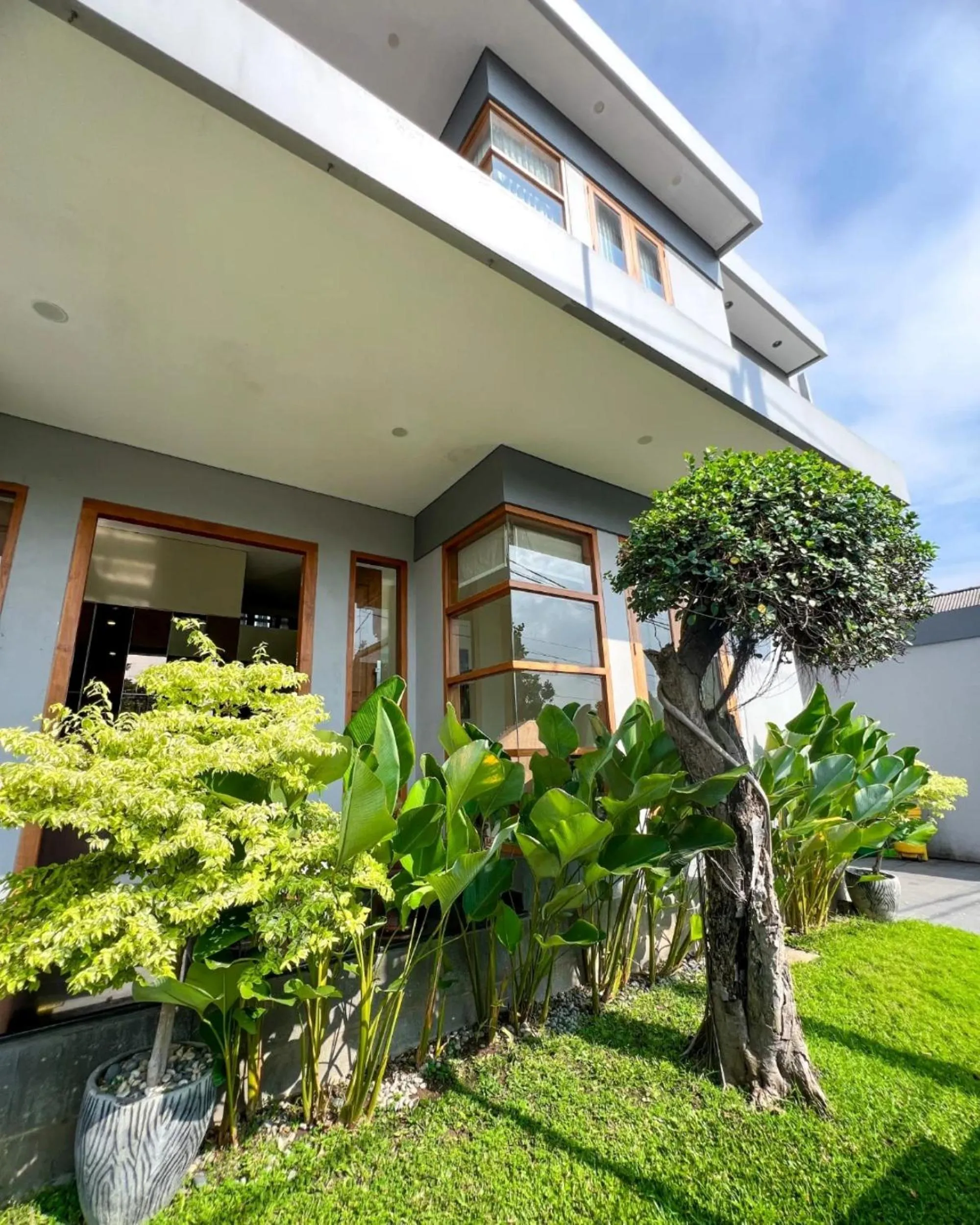 Property building in Alloro Boutique Hotel Pacitan