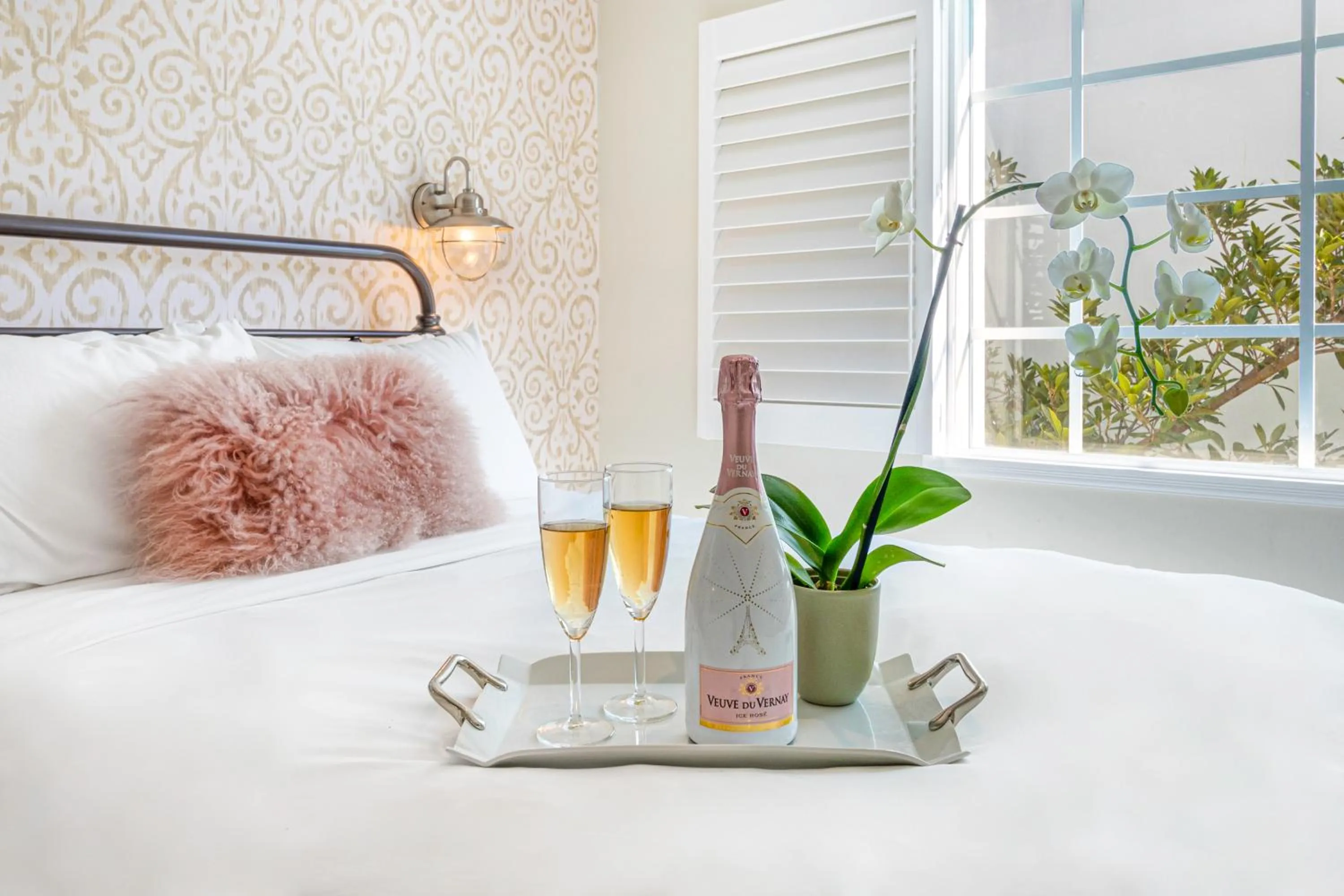 Bed in Henrosa Hotel