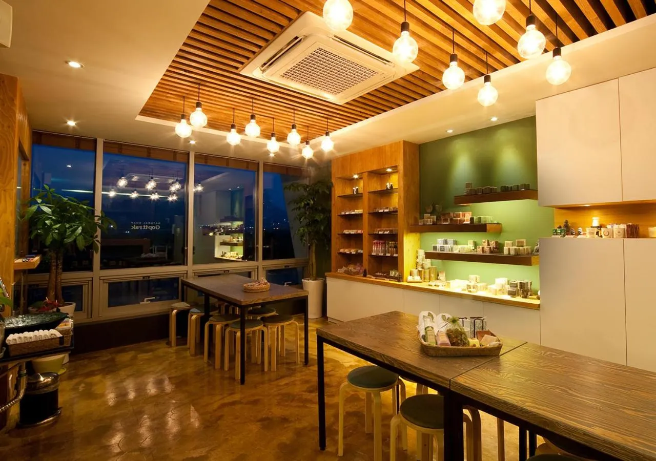 On-site shops in Comma&Spa Resort