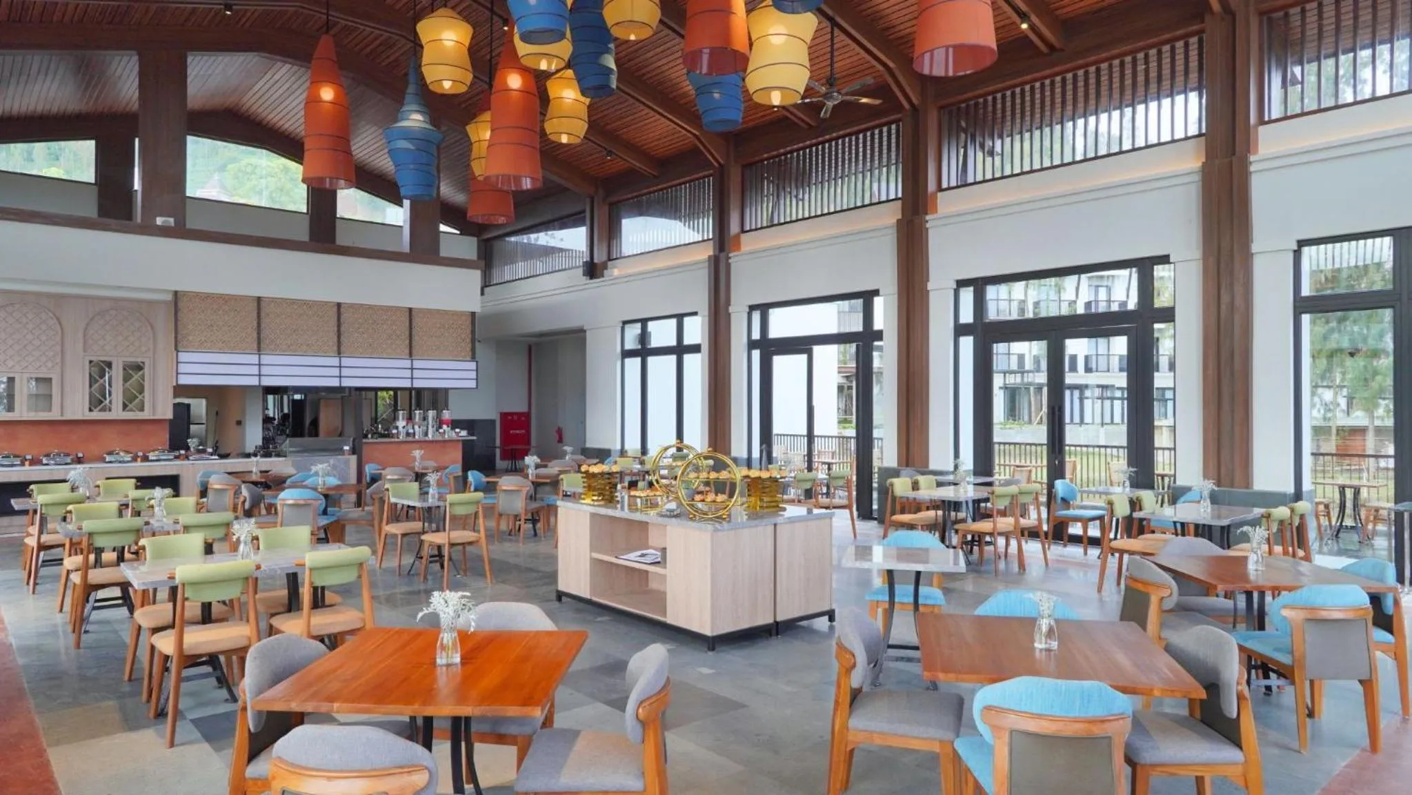 Restaurant/places to eat in Jambuluwuk Bromo Resort