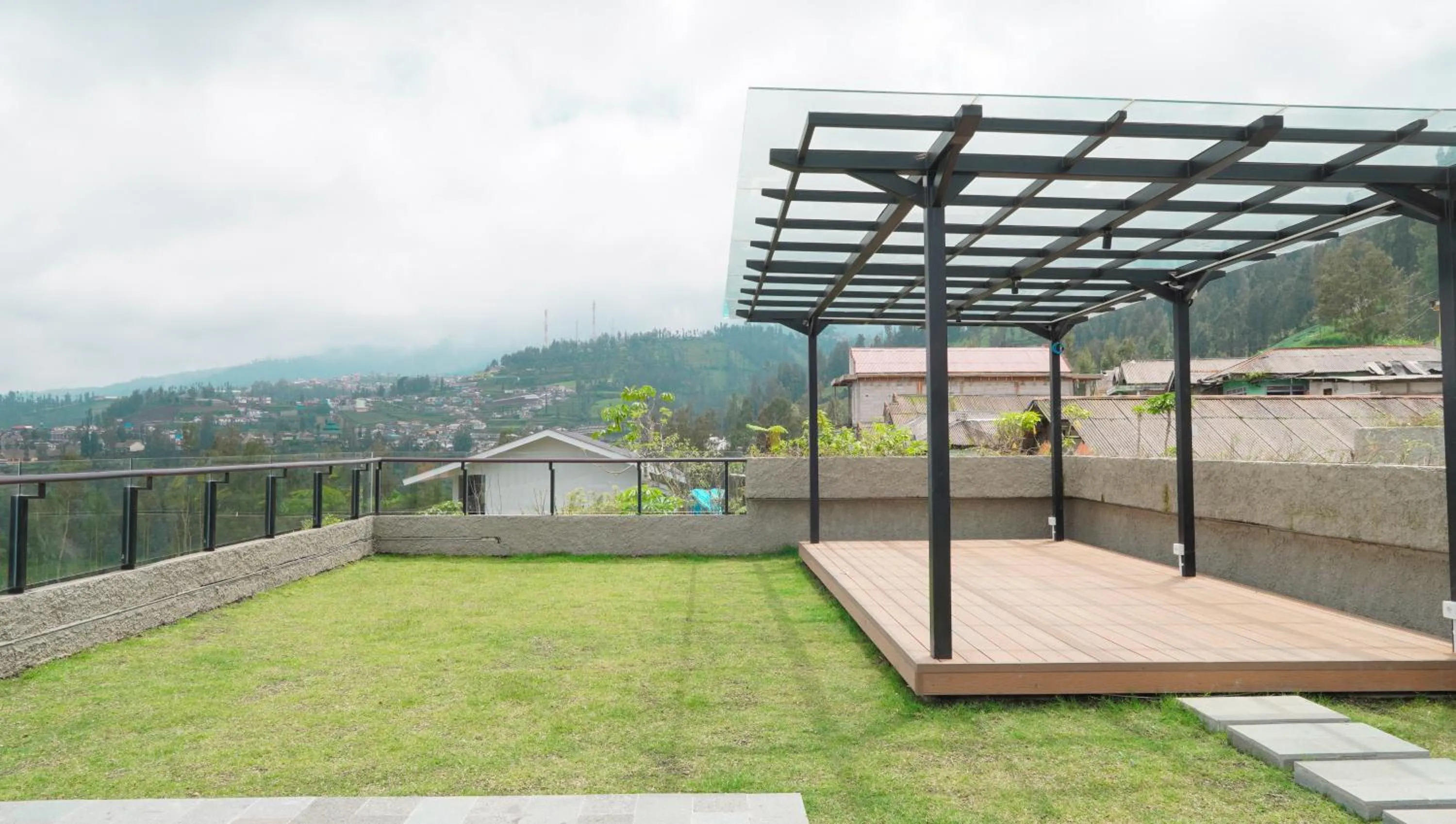 fireplace in Jambuluwuk Bromo Resort