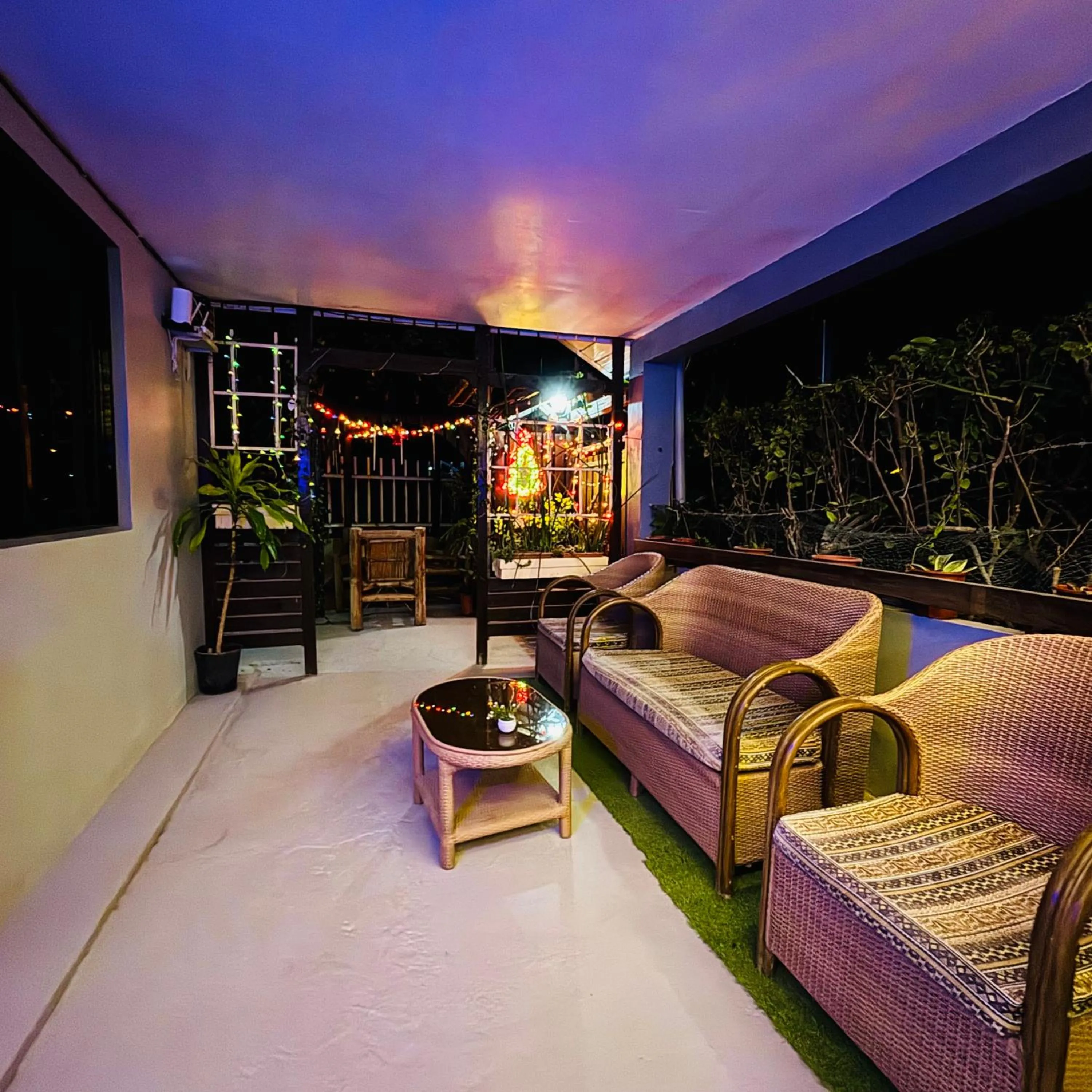 Balcony/Terrace in Hotel Sisters Inn