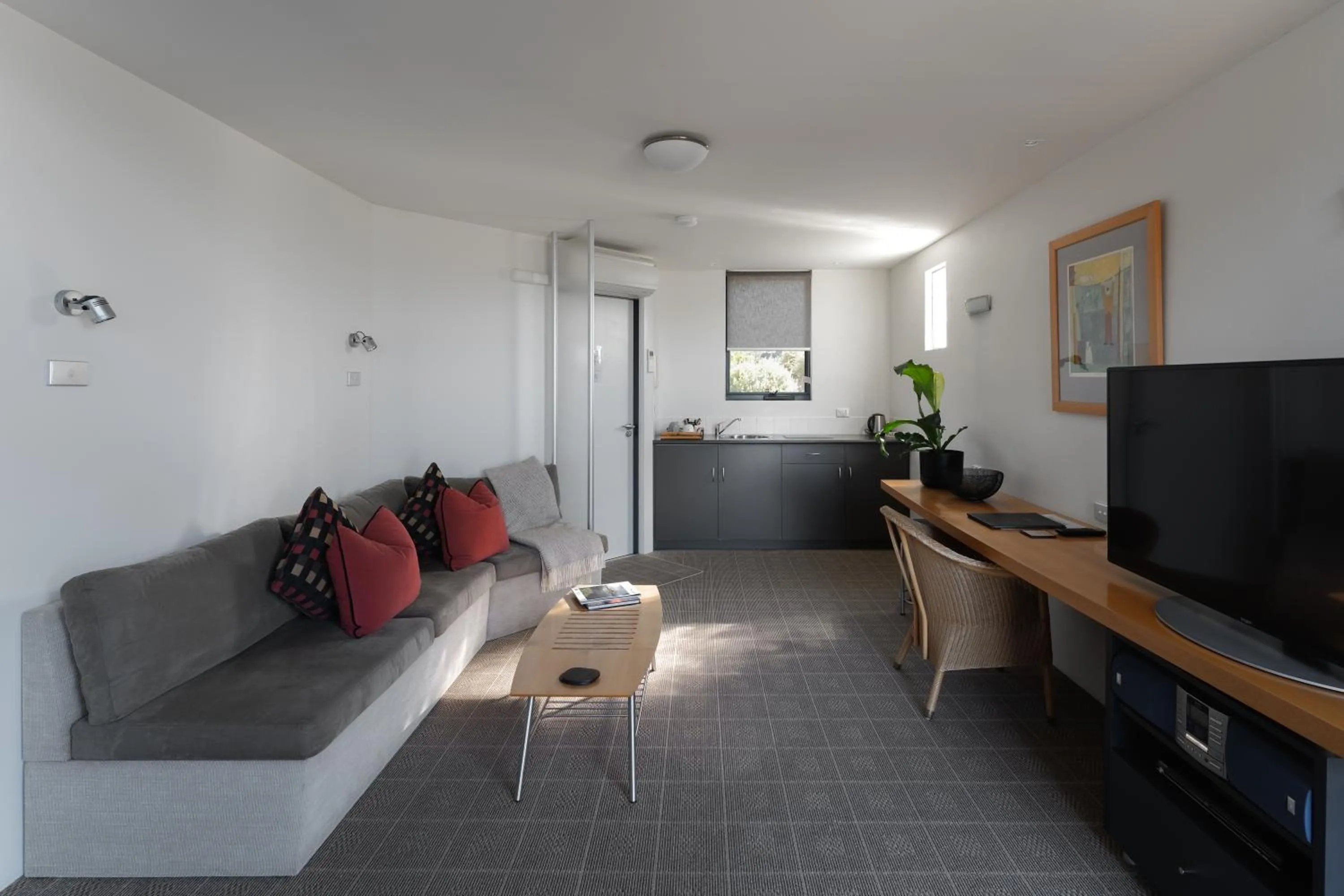 Living room in Edge of the Bay