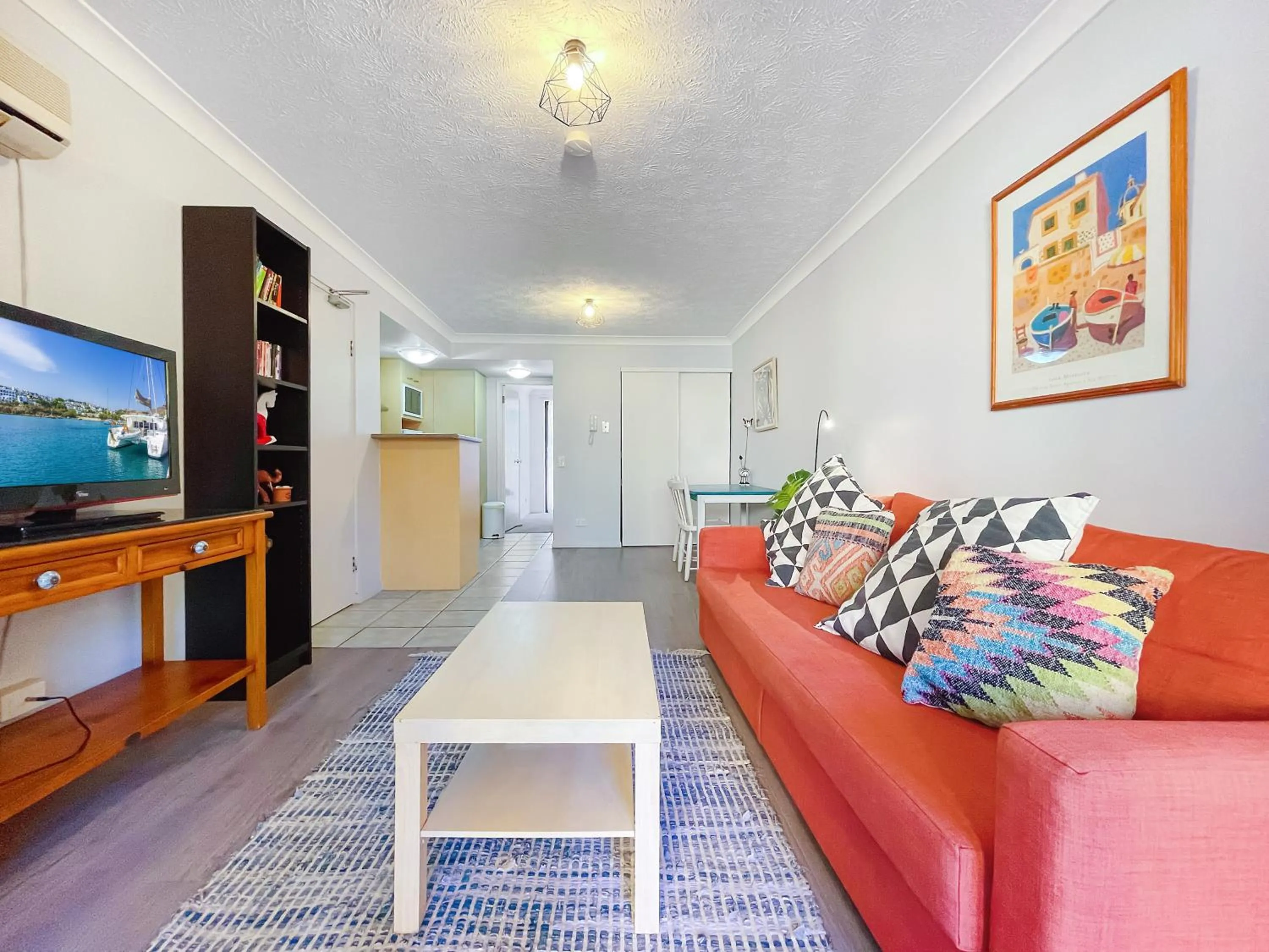 Living room in Mermaid Beach Park View