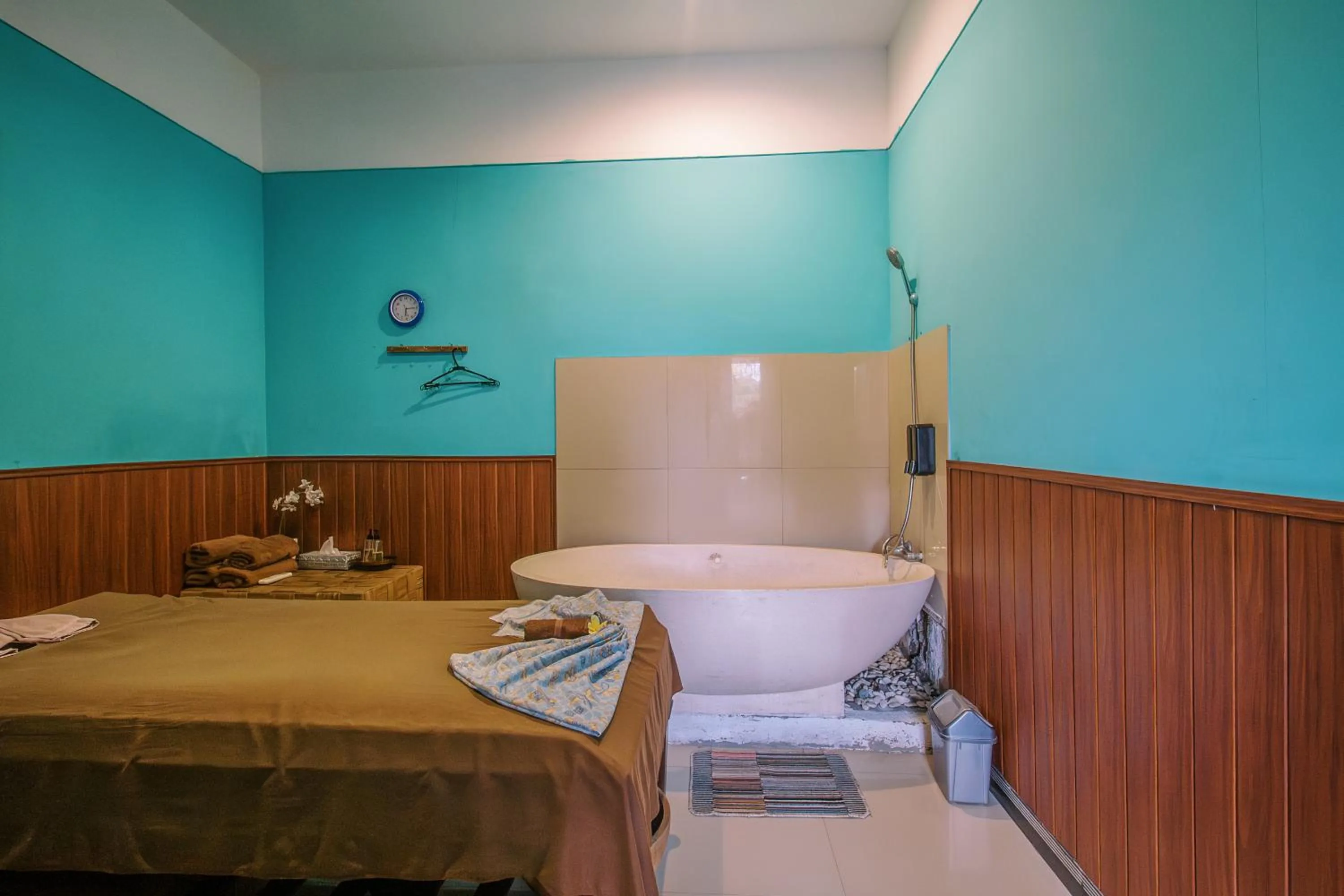 Spa and wellness centre/facilities, Bed in Abian Harmony Hotel