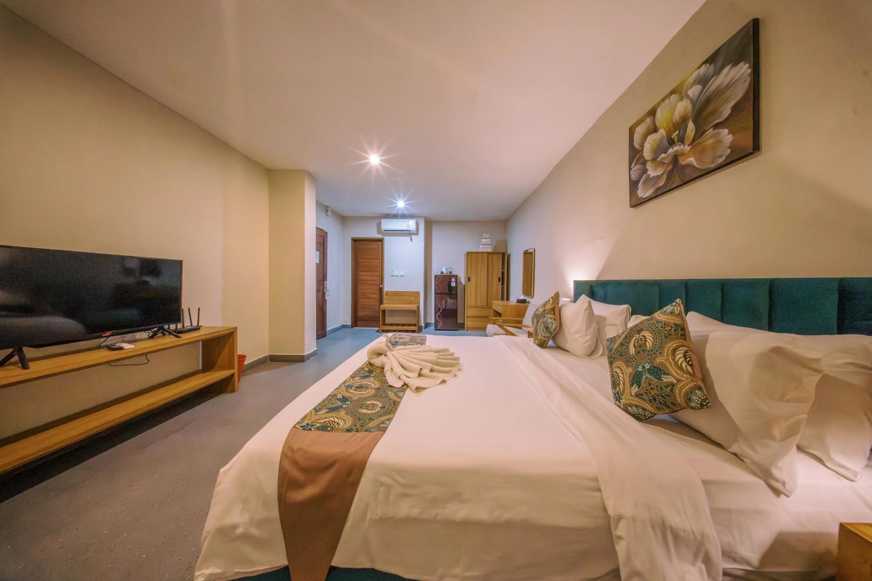 Floor plan, Bed in Abian Harmony Hotel