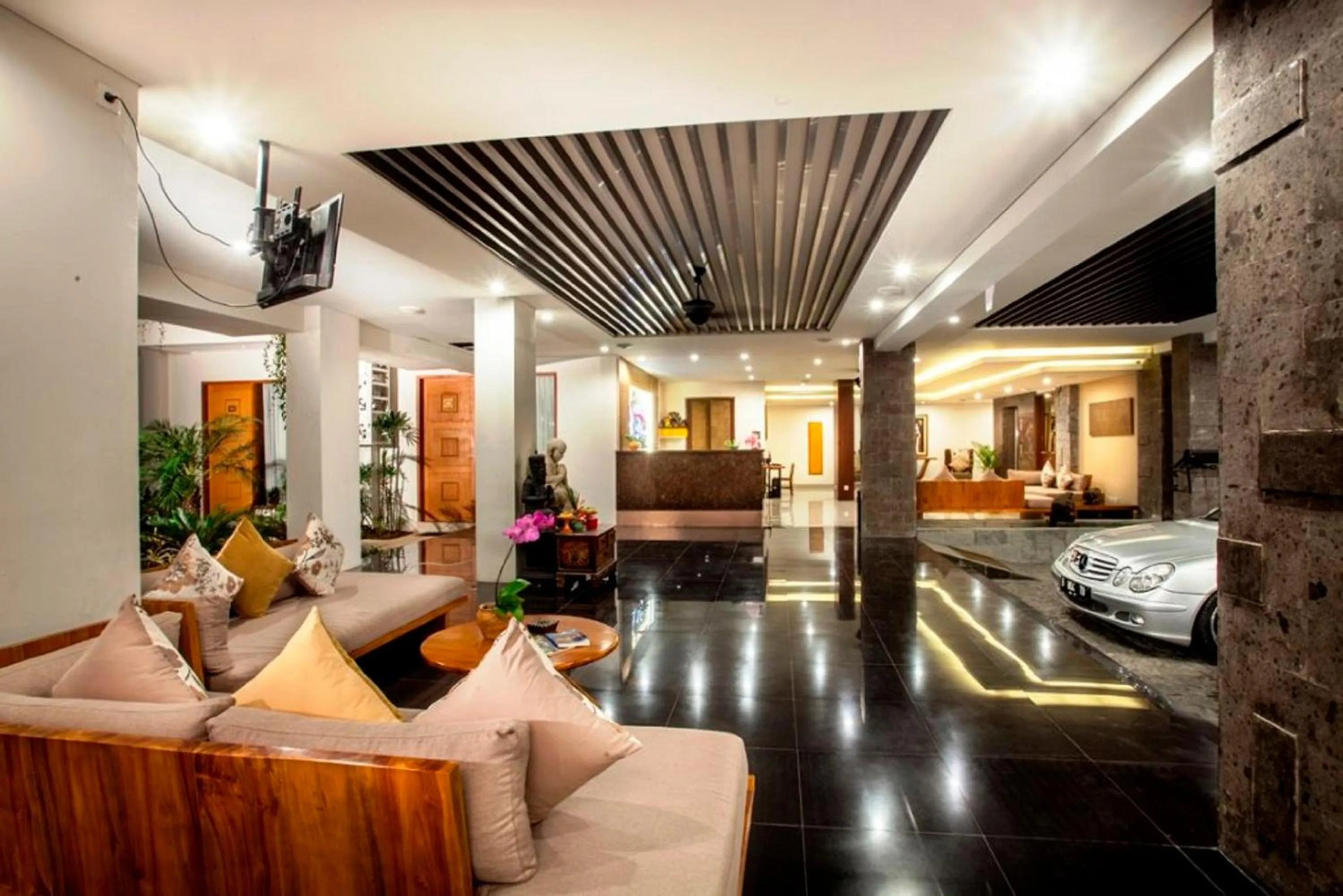 Lobby or reception in Abian Harmony Hotel