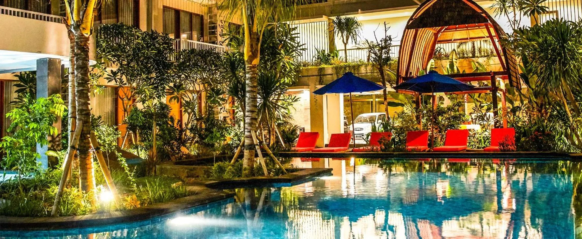 Evening entertainment in Abian Harmony Hotel