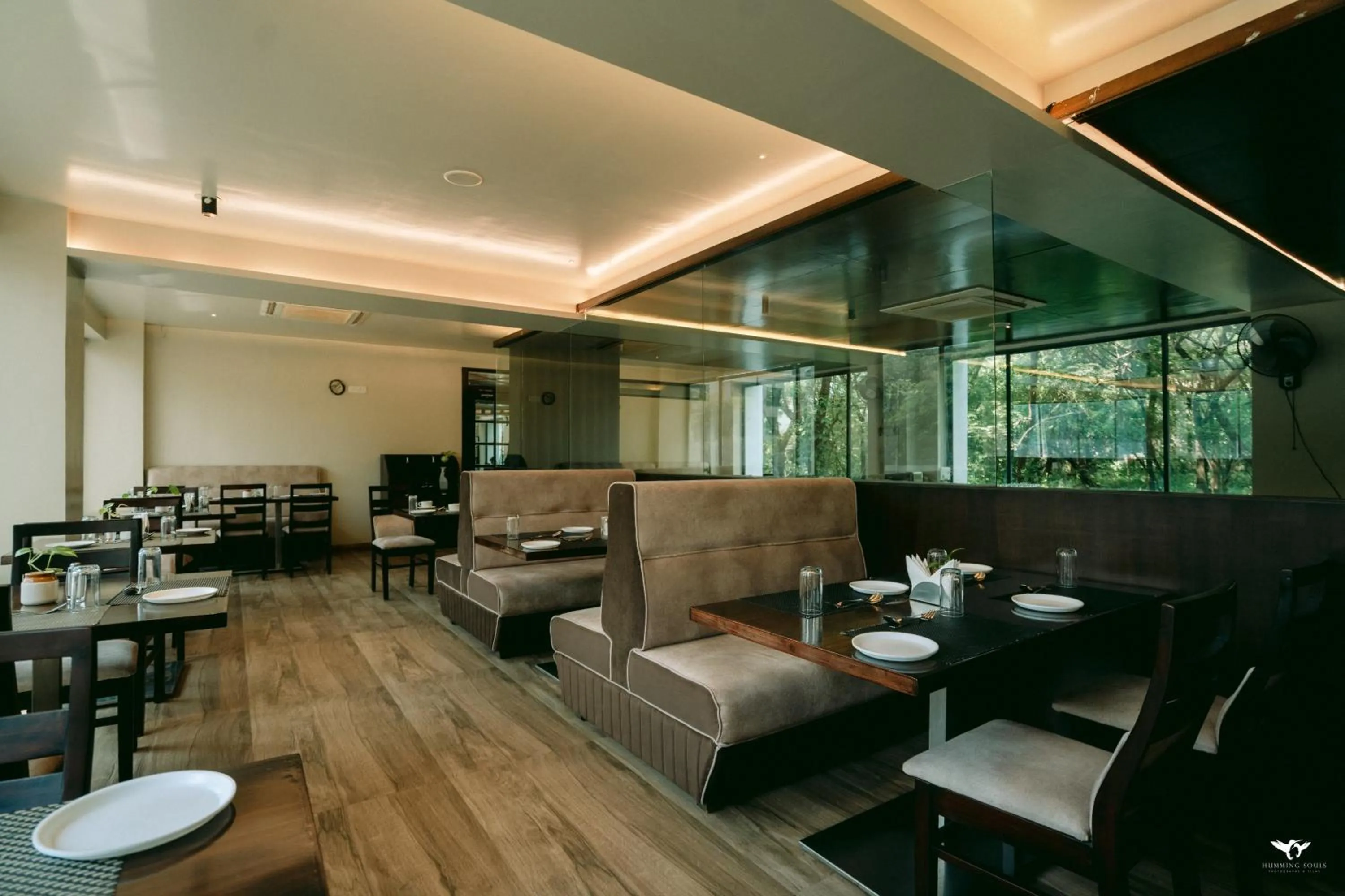 Restaurant/places to eat in Krishna Inn - Royal Hotels