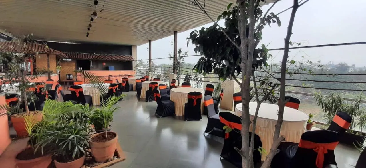 Restaurant/places to eat in Krishna Inn - Royal Hotels