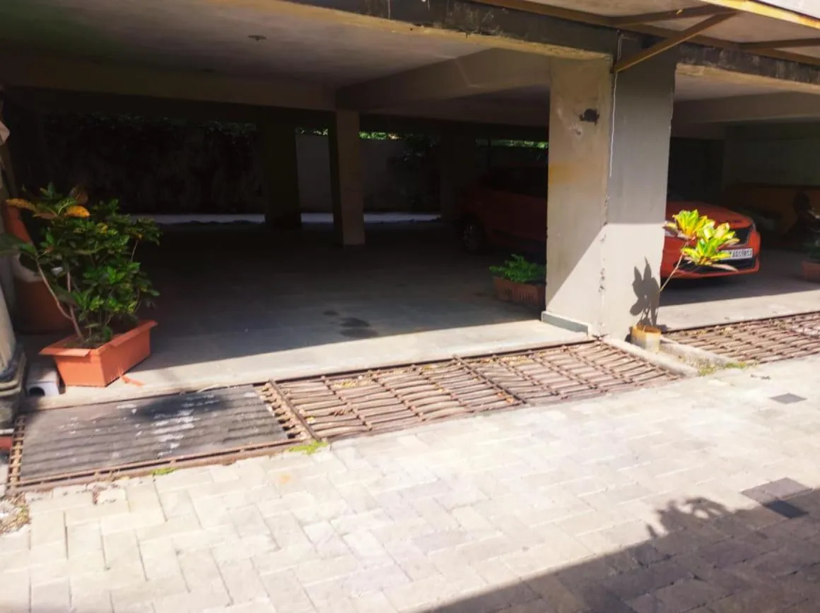 Parking in Krishna Inn - Royal Hotels