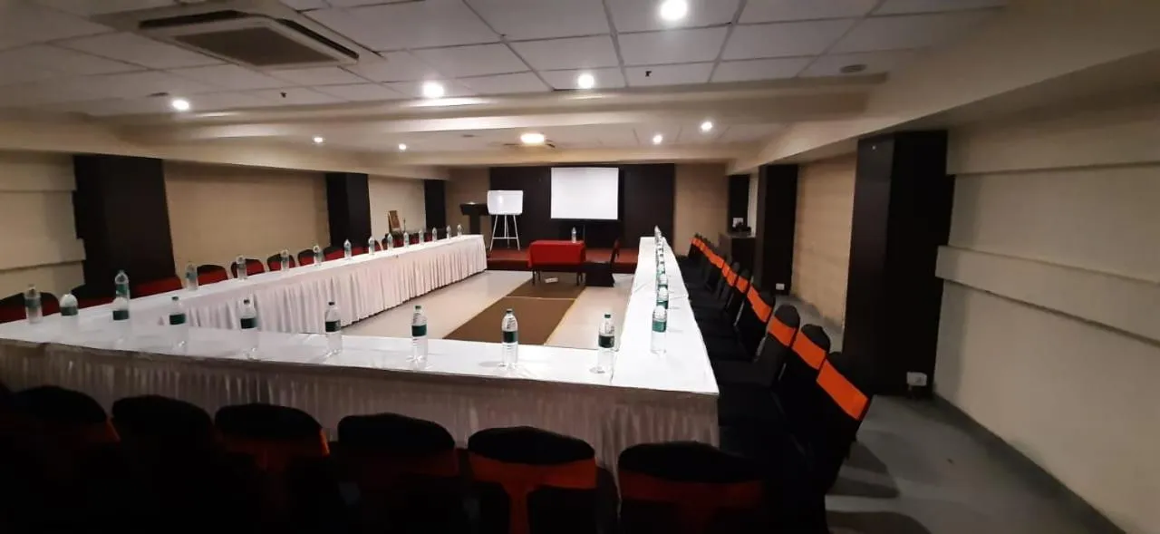 Meeting/conference room in Krishna Inn - Royal Hotels