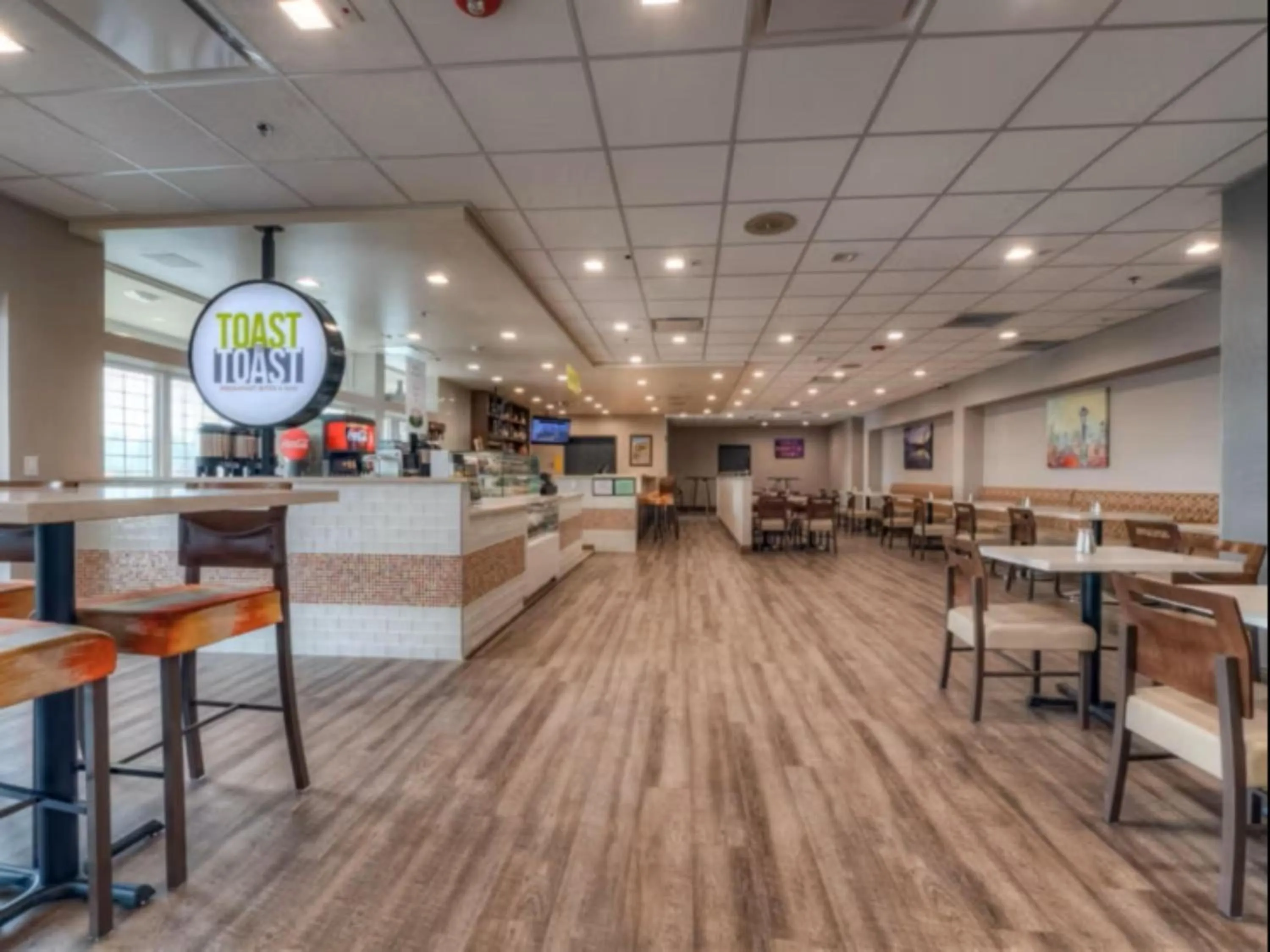 Restaurant/places to eat in Candlewood Suites Tacoma Mall by IHG