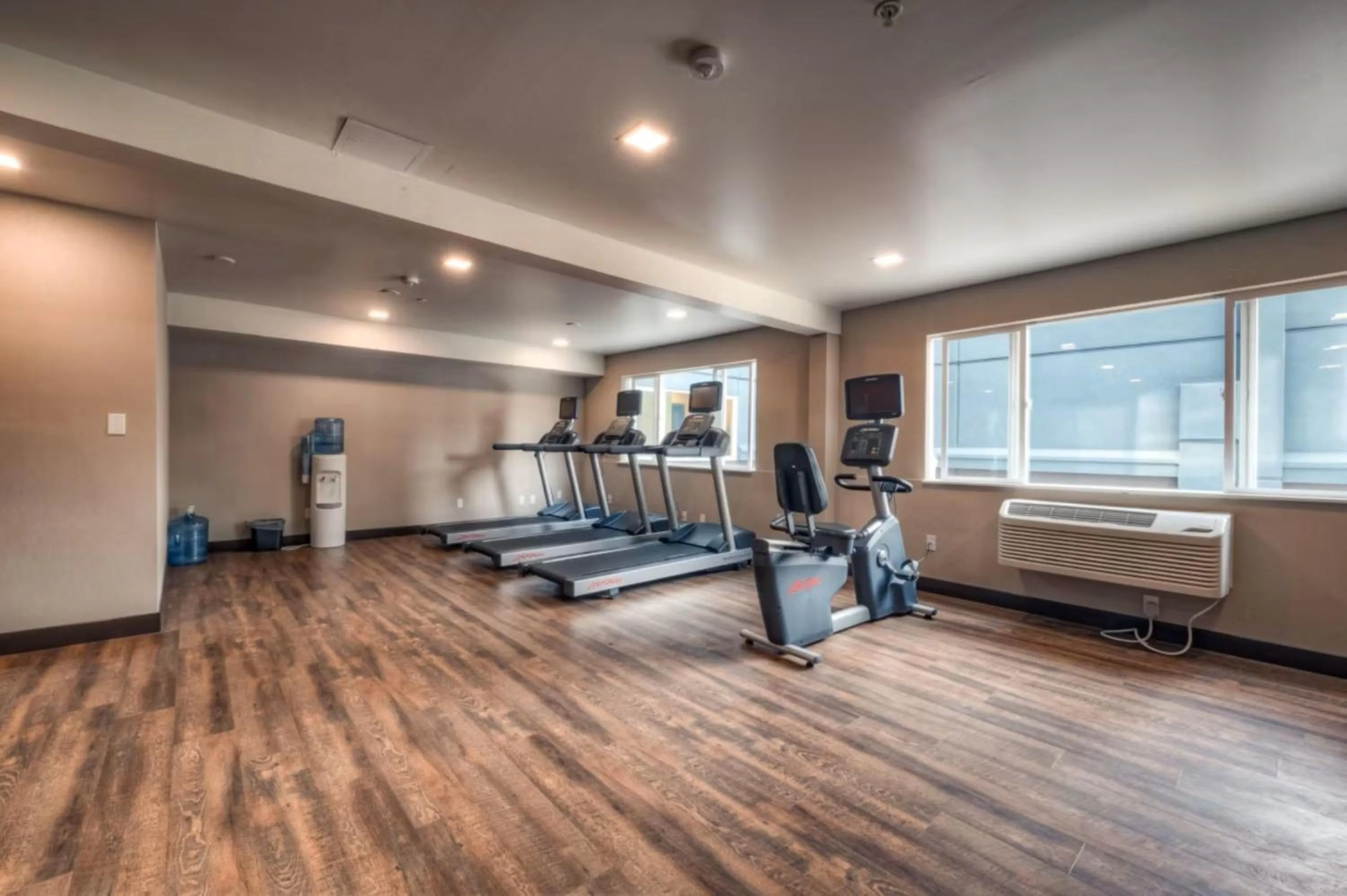 Fitness centre/facilities in Candlewood Suites Tacoma Mall by IHG