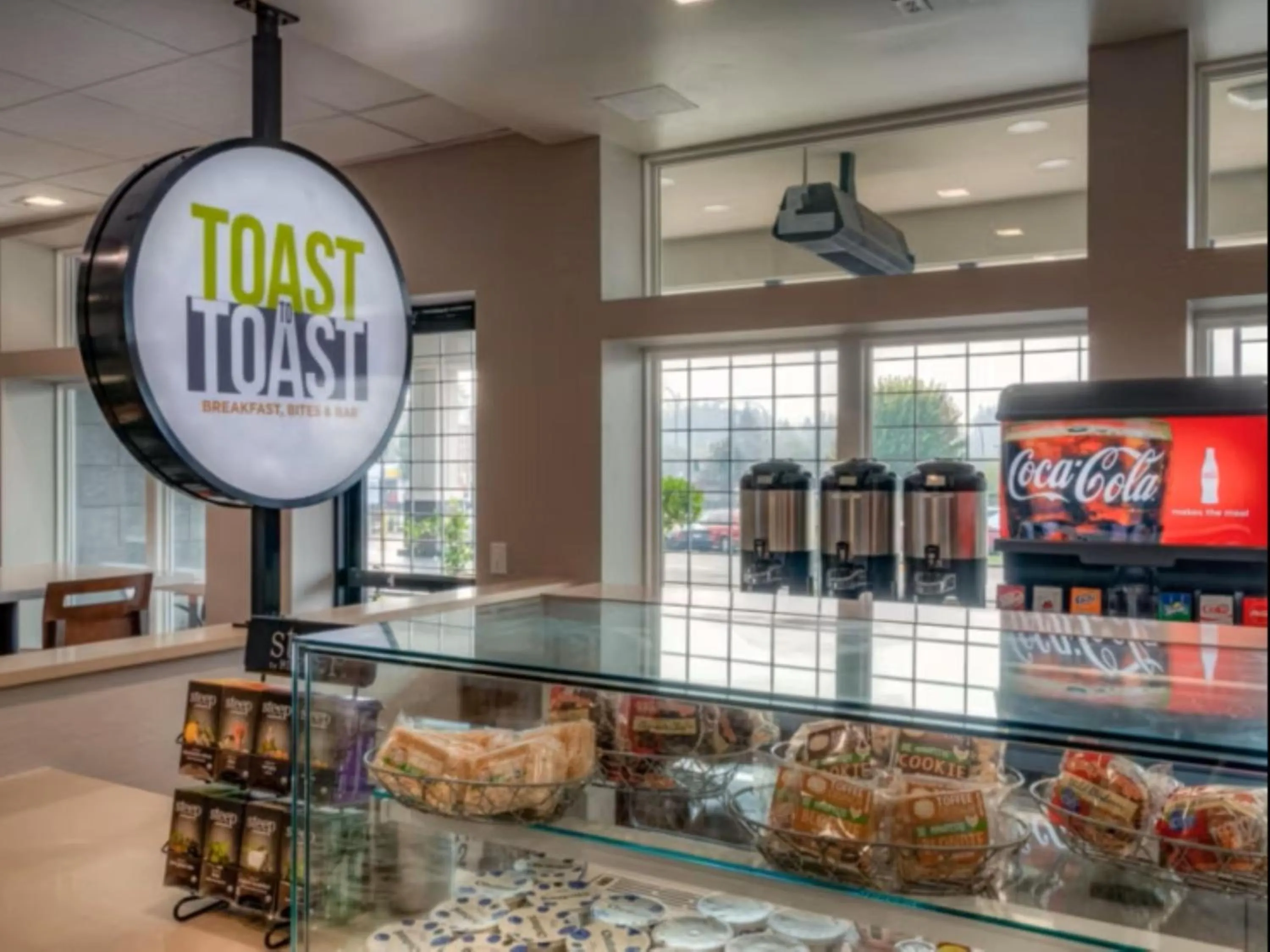 Restaurant/places to eat in Candlewood Suites Tacoma Mall by IHG