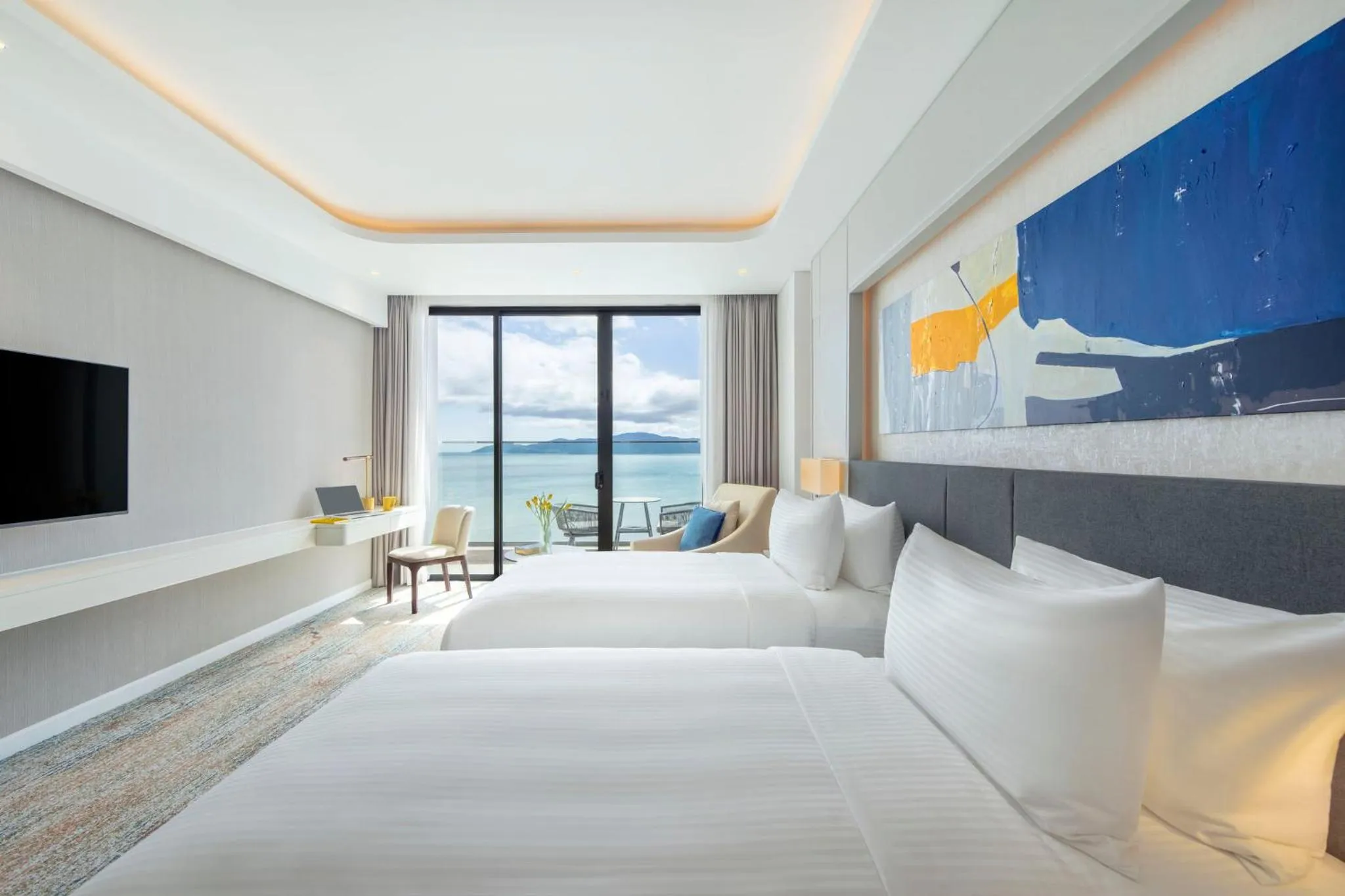 Photo of the whole room, Bed in voco Scenia Bay Nha Trang by IHG