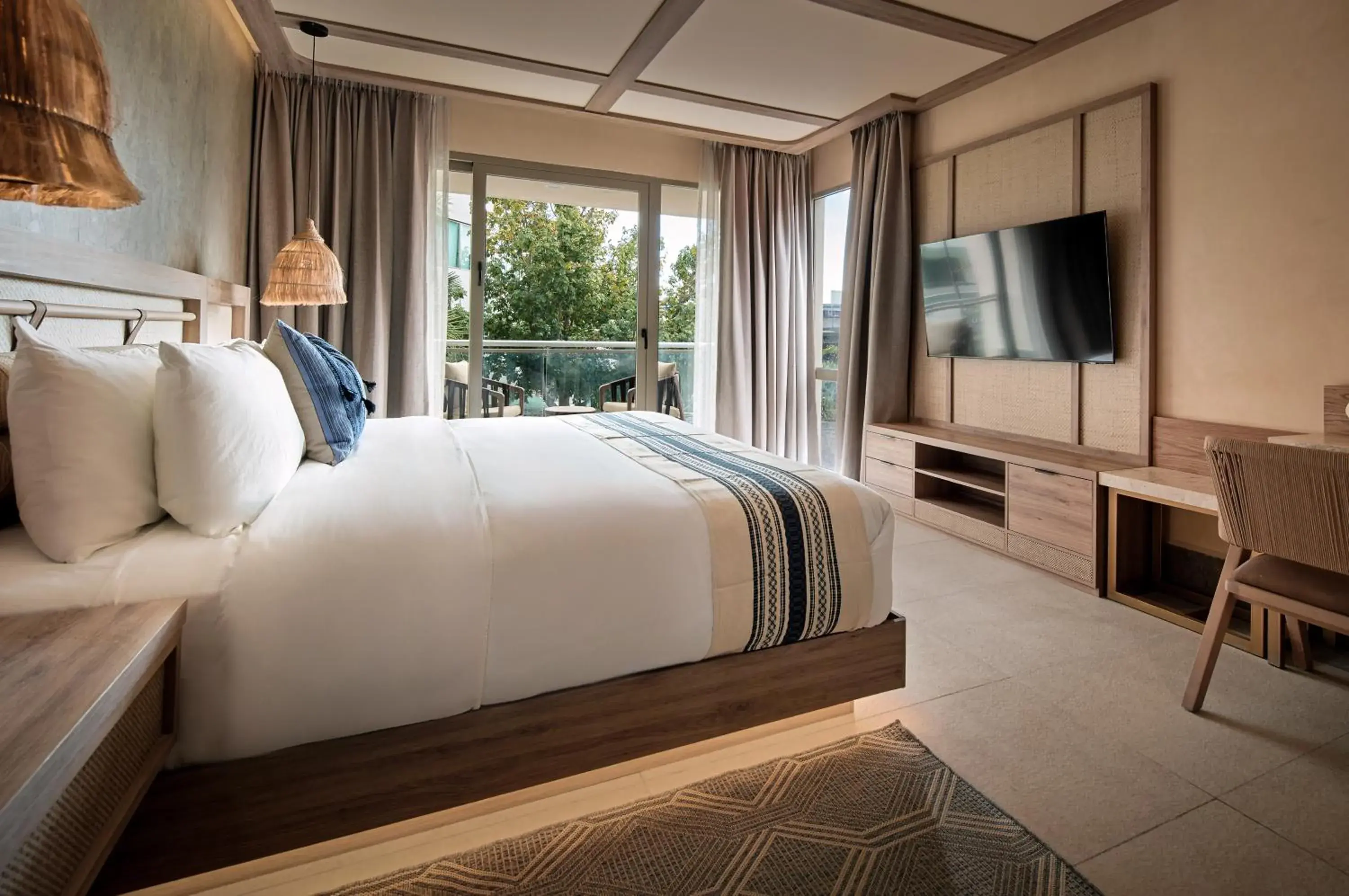 Premium Corner King Room with Ocean View in Hotel Indigo Playa del Carmen by IHG Premium Corner King Room with Ocean View in Hotel Indigo Playa del Carmen by IHG