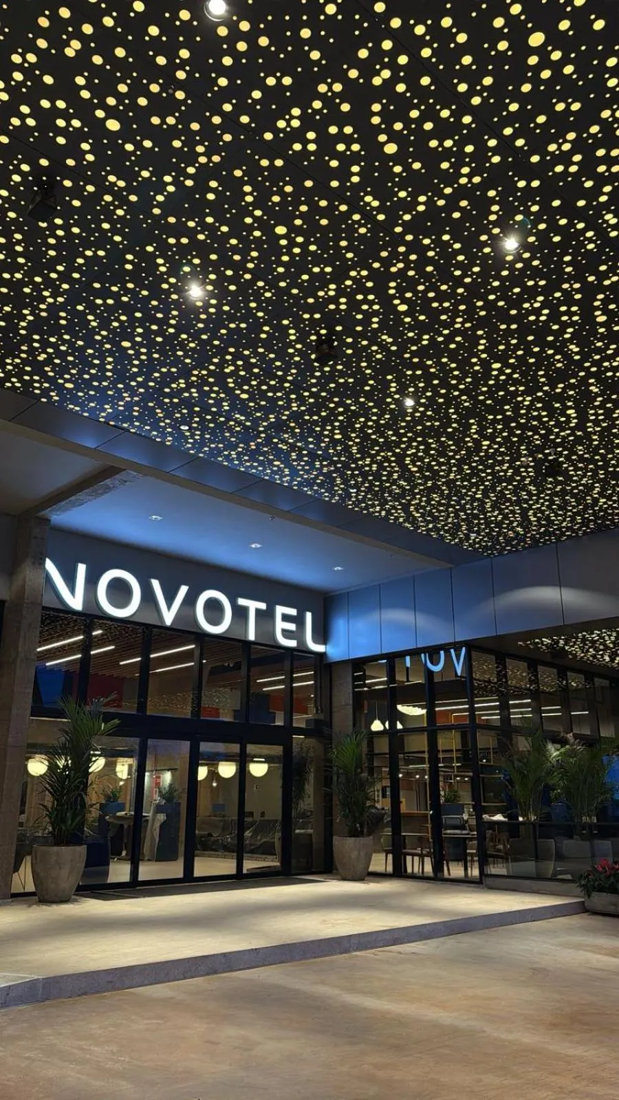 Facade/entrance in Novotel Uberlândia