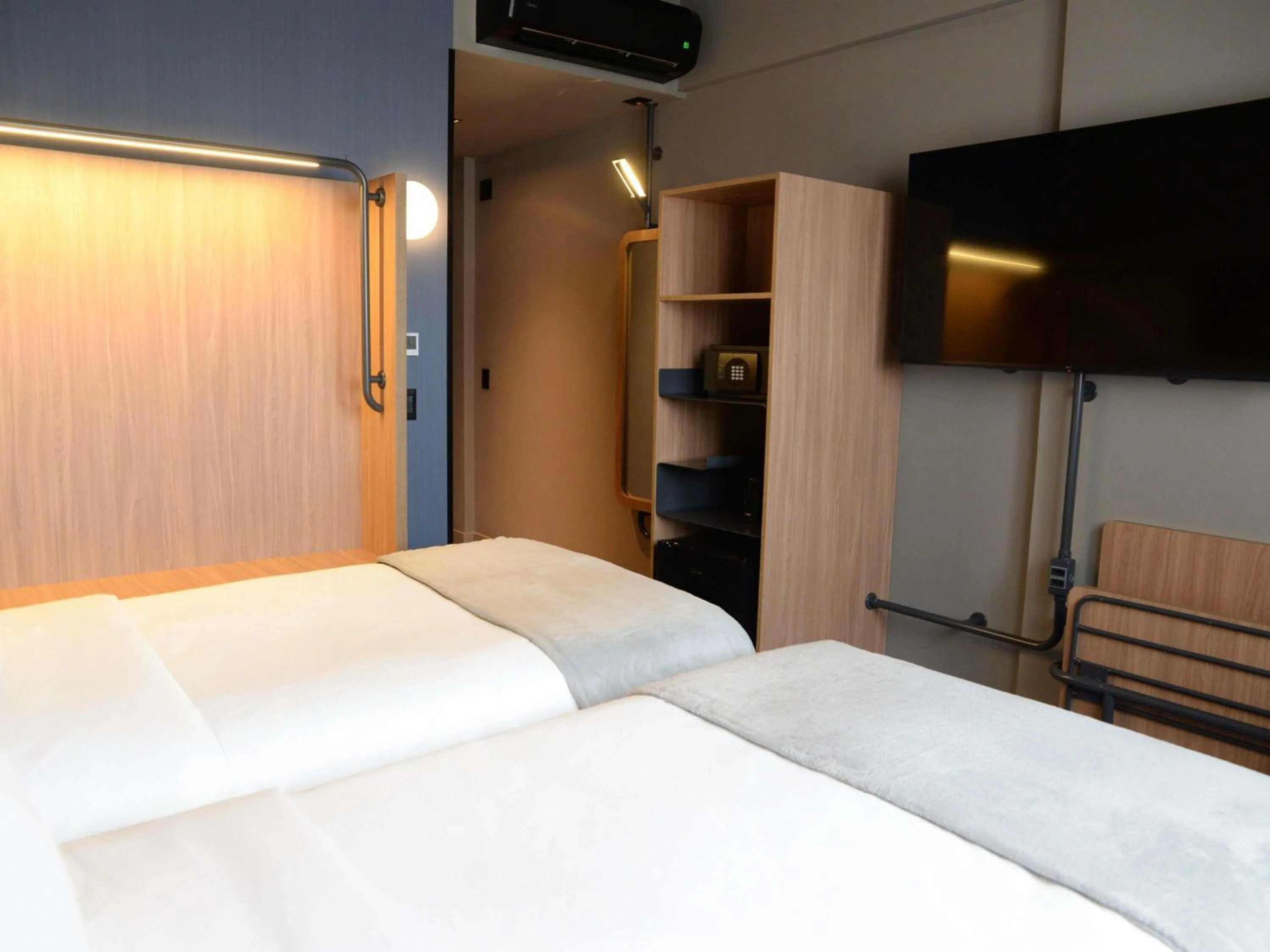 Bedroom, Bed in Novotel Uberlândia