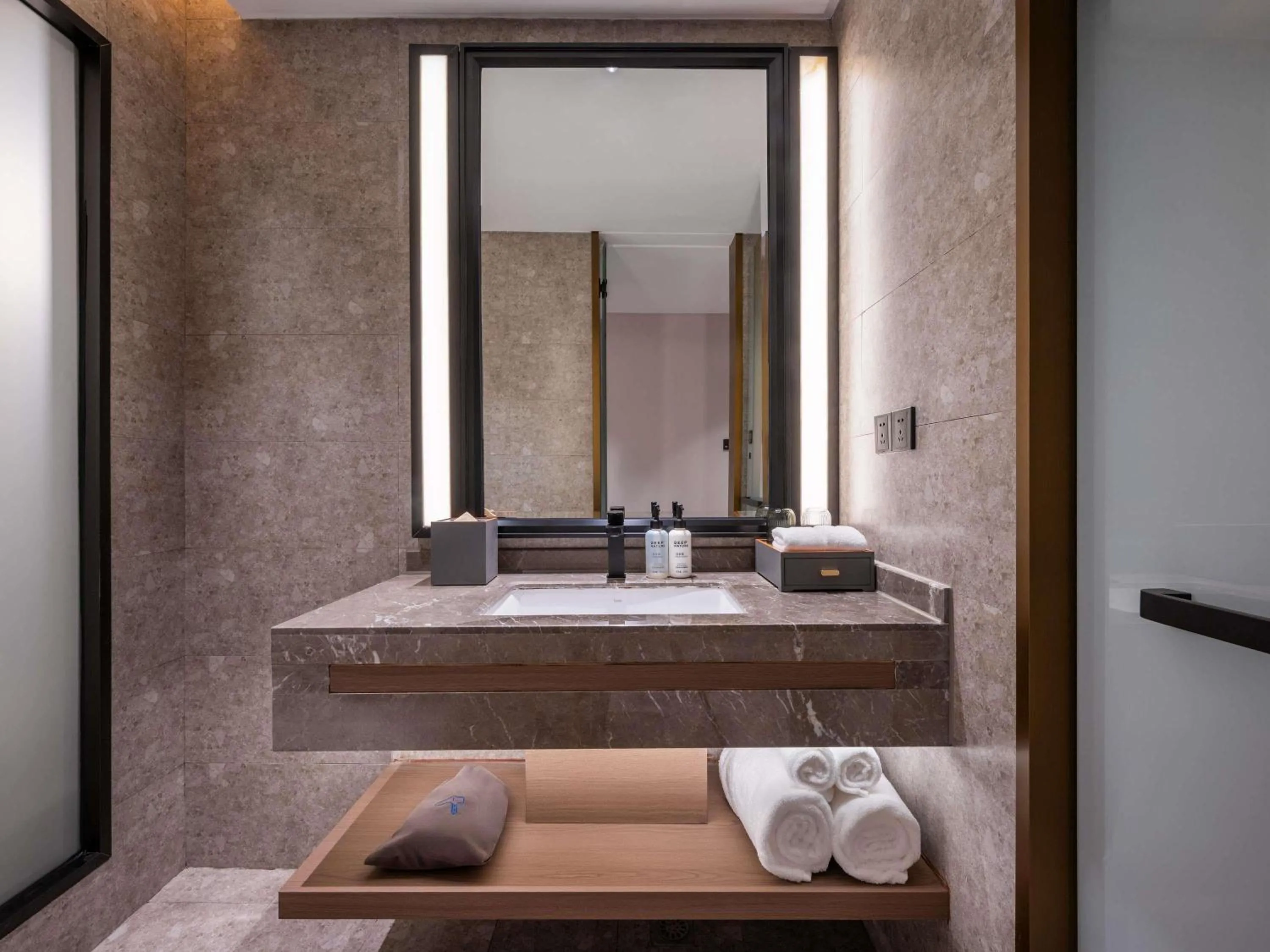 Bedroom in Novotel Hangzhou Xintiandi