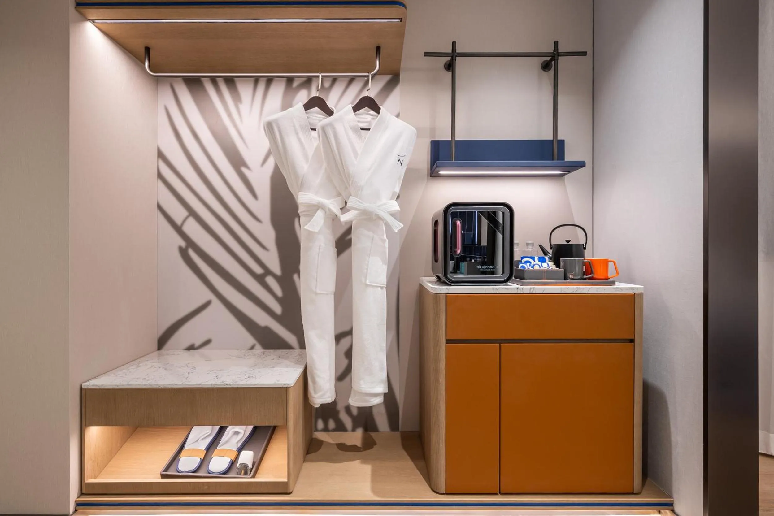 minibar in Novotel Shanghai Hongqiao International Airport