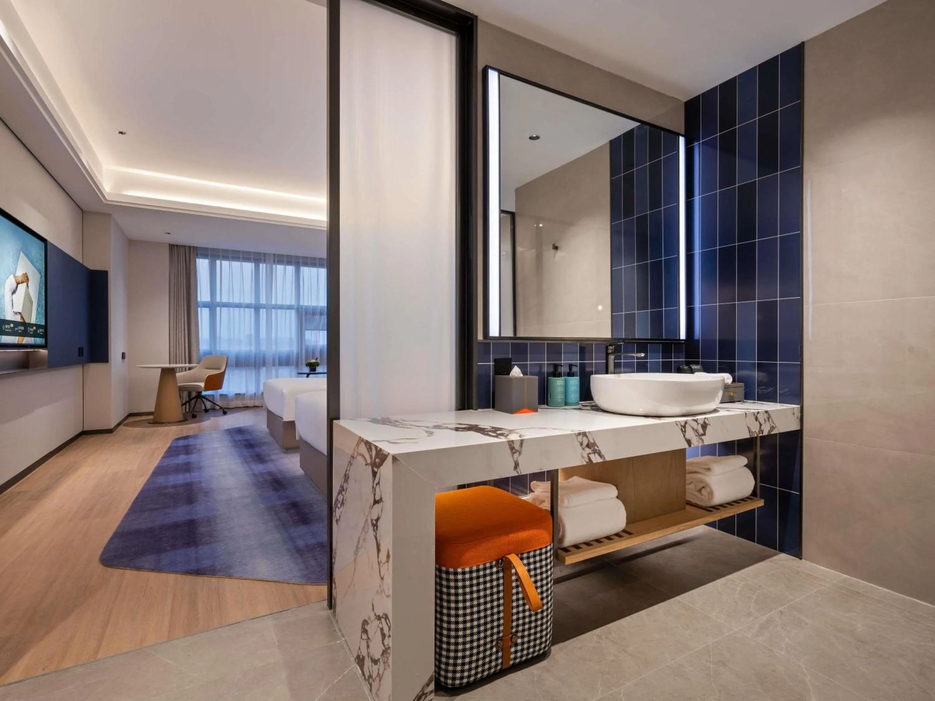 Bedroom, Bed in Novotel Shanghai Hongqiao International Airport