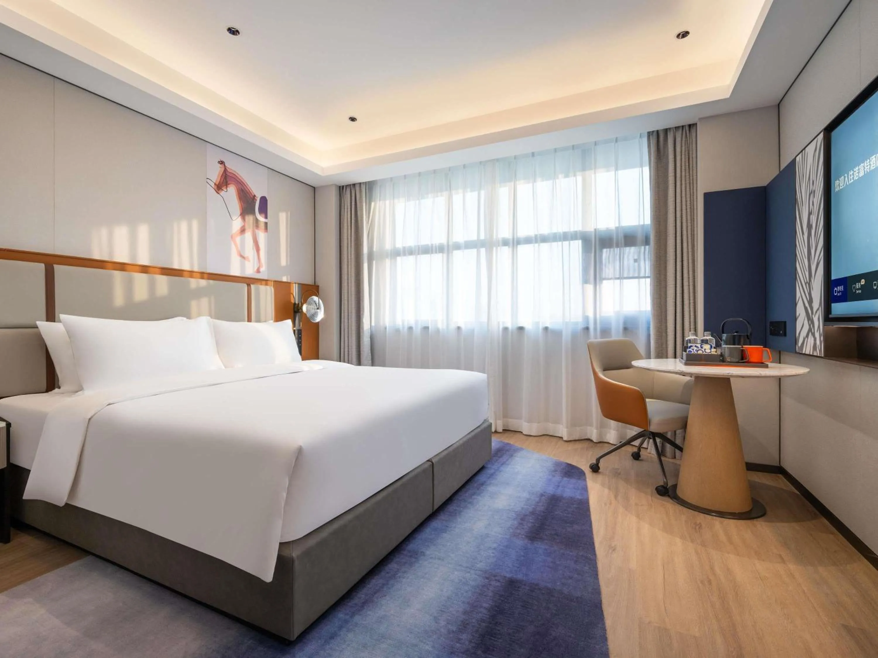 Bedroom, Bed in Novotel Shanghai Hongqiao International Airport