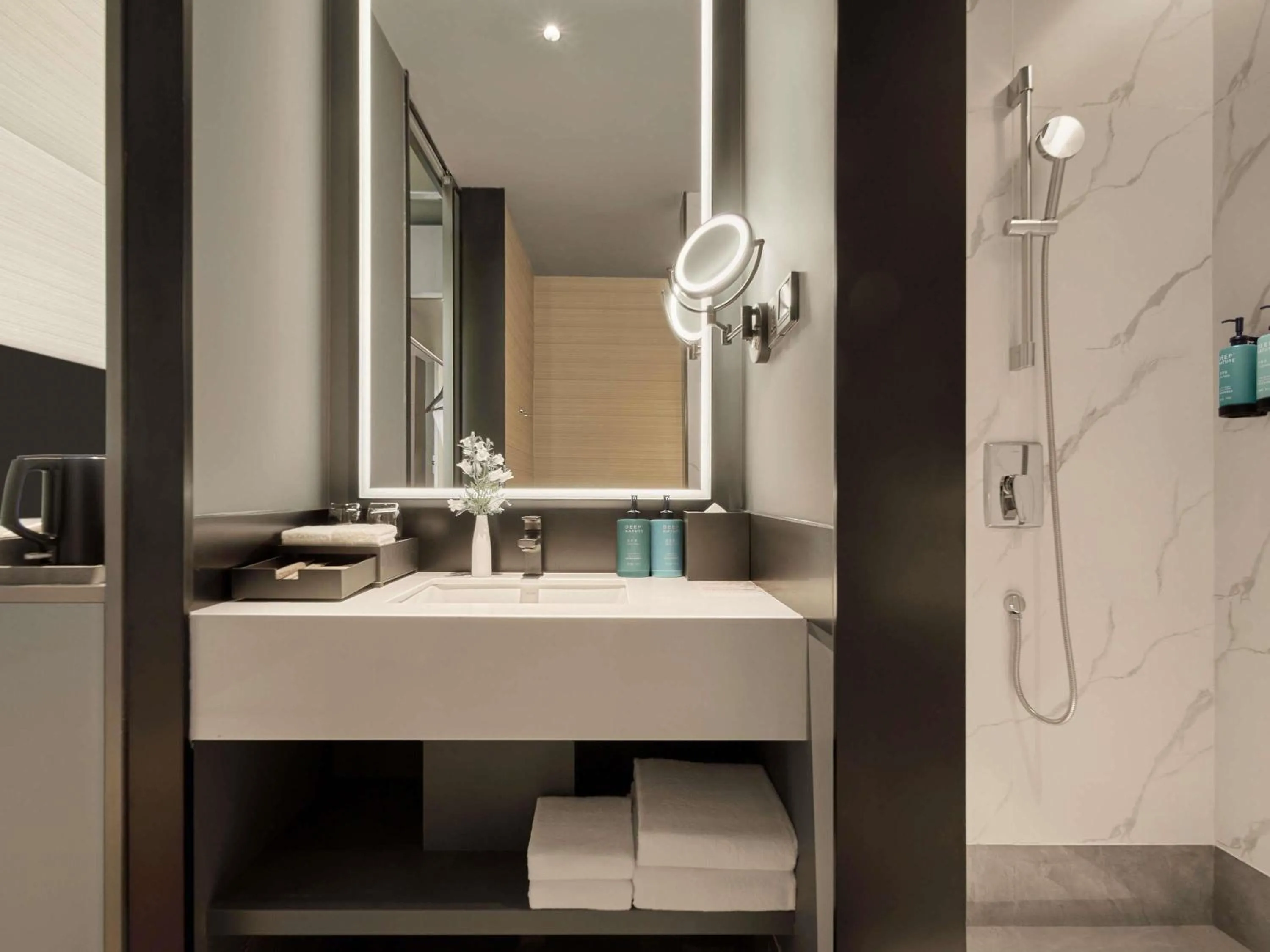 Bedroom in Novotel Yinchuan Lanxigu