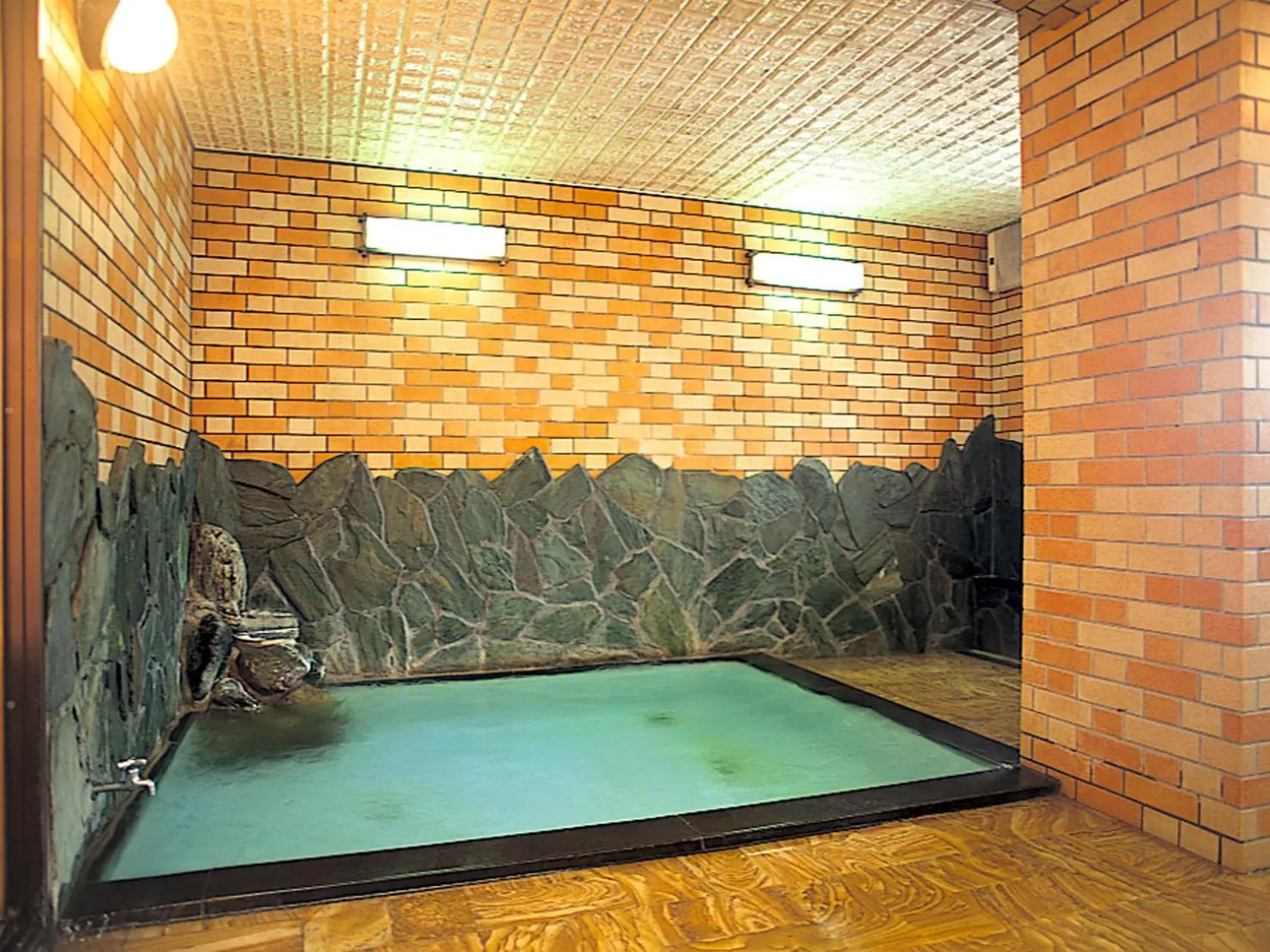 Hot Spring Bath in Yuzawa Hotel